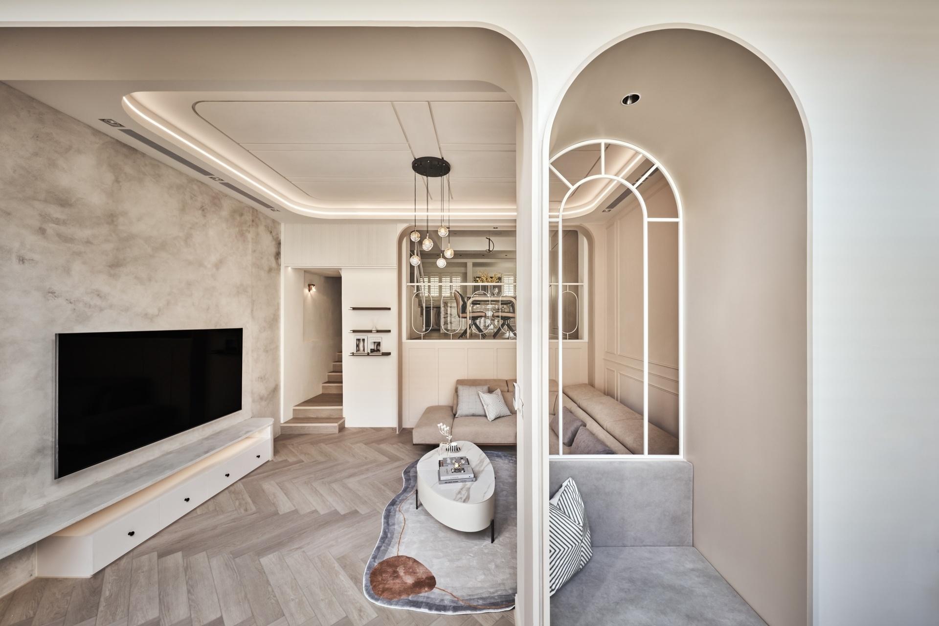 London Design Awards Winner - Graceful Curves in Harmony