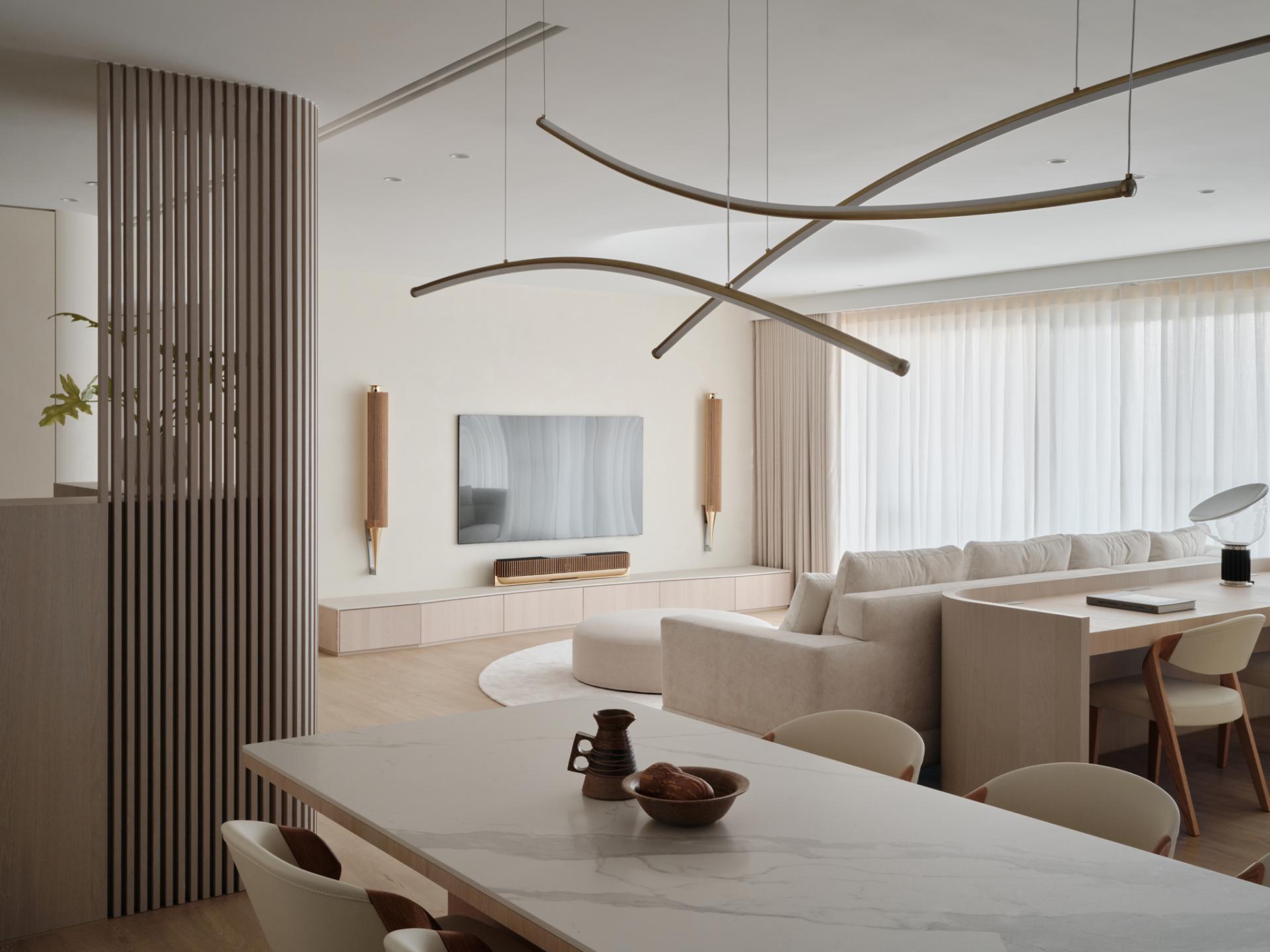 London Design Awards Winner - Ripple & Rhythm Elegance
