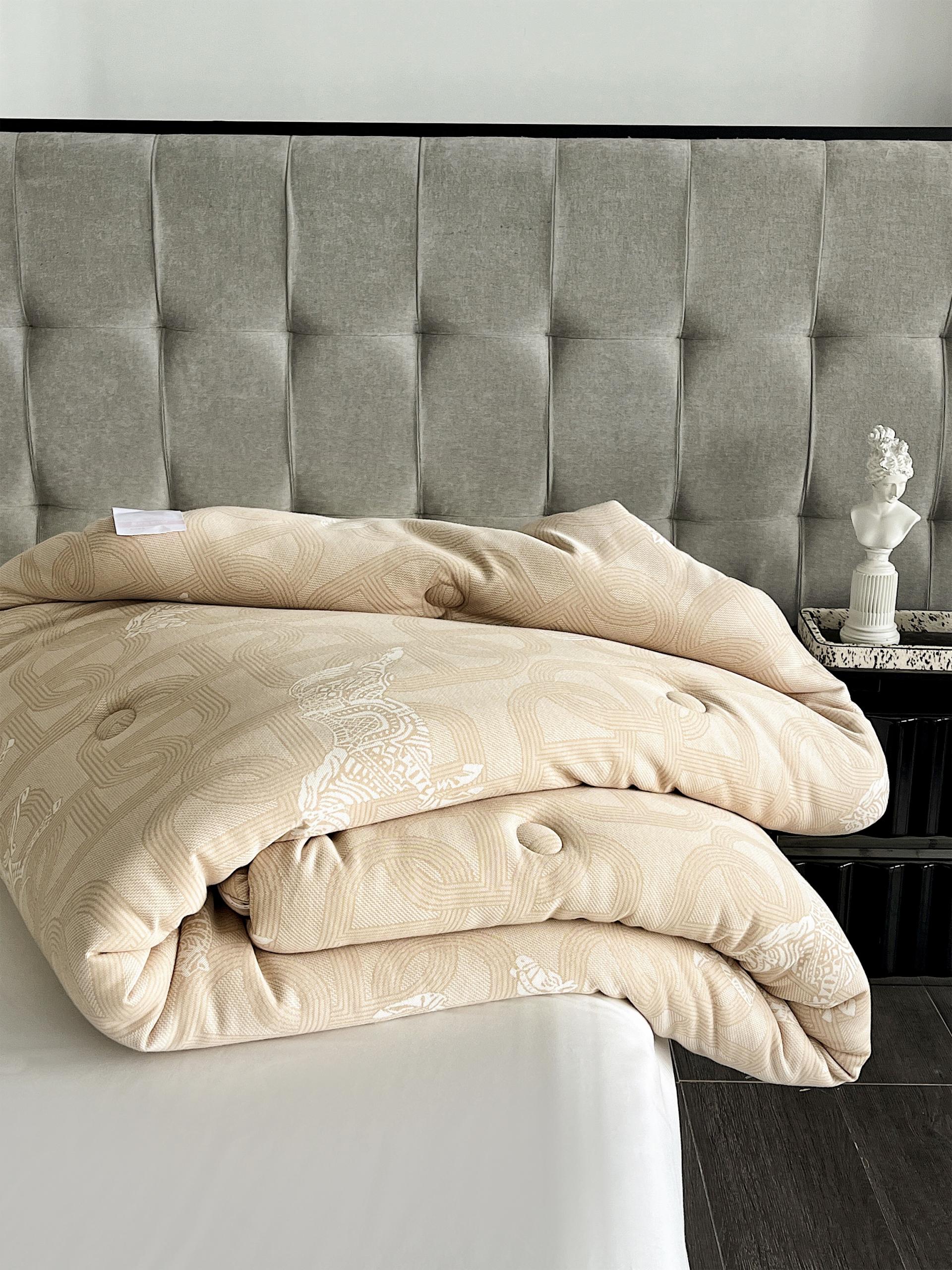 London Design Awards Winner - AL BEDDING  High-end Customized Home Textiles