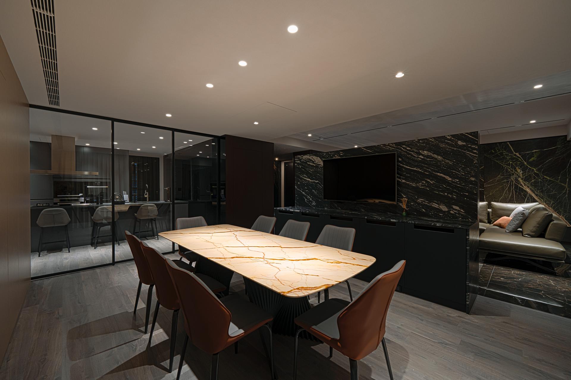 London Design Awards Winner - Essence & Elegance