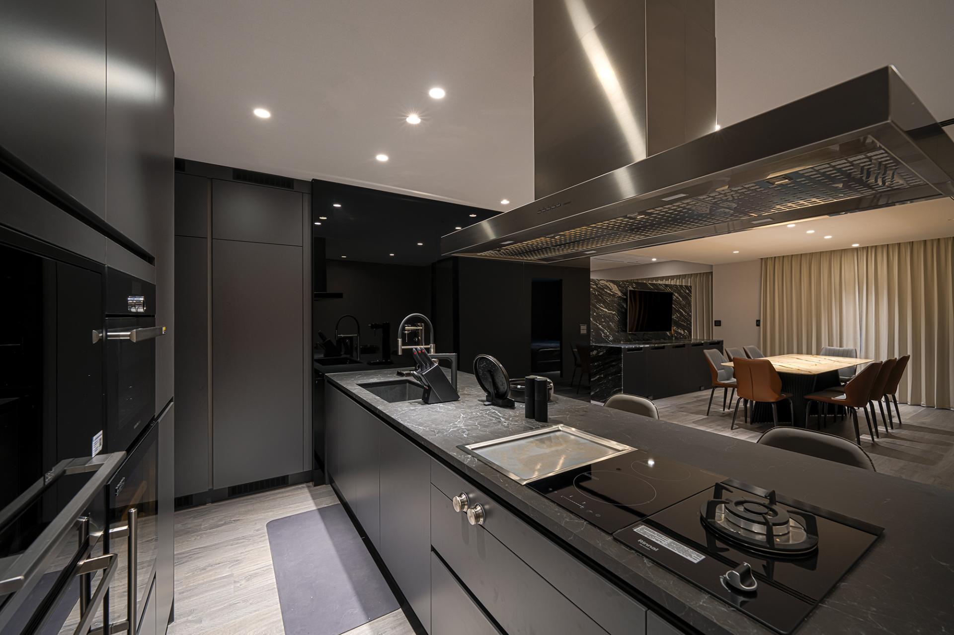 London Design Awards Winner - Essence & Elegance