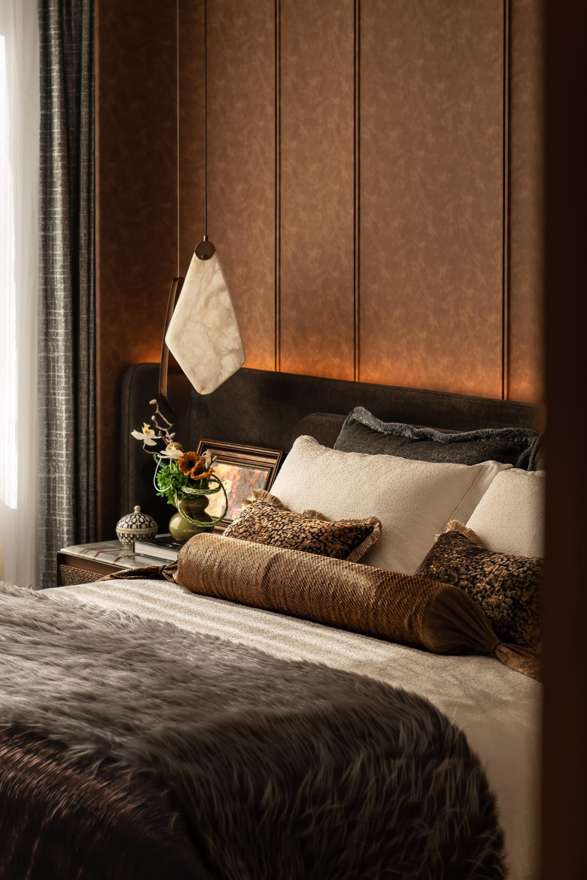 London Design Awards Winner - POLY PROPERTY EMBOSSED ELEGANCE SHOWROOM 