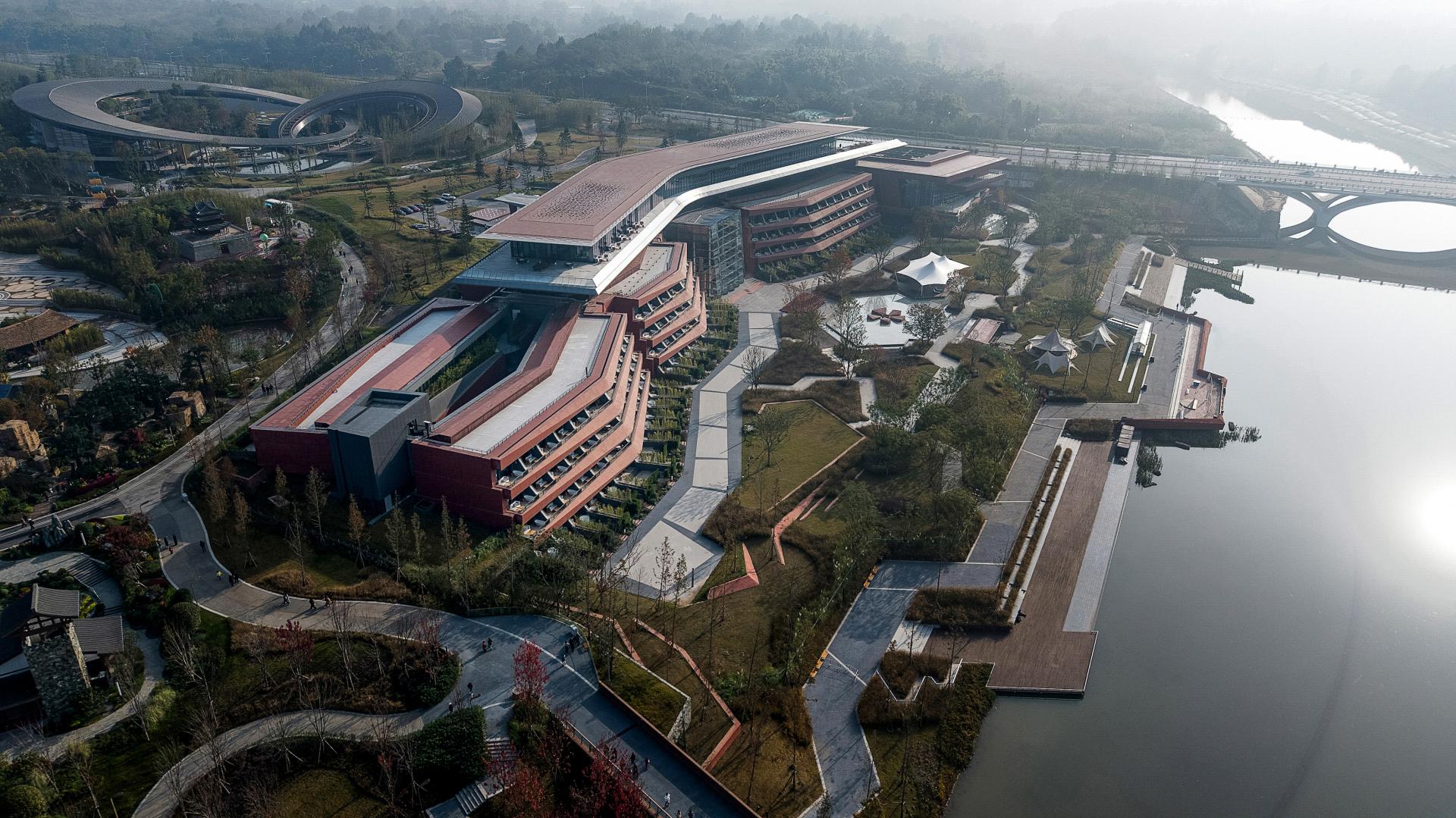 London Design Awards Winner - Chengdu Expo Waterfall Hotel-MGallery Collection