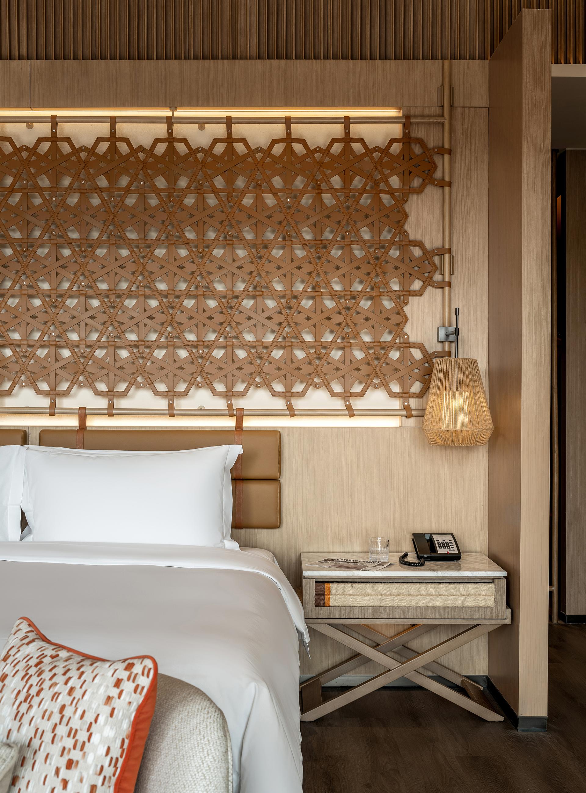 London Design Awards Winner - Chengdu Expo Waterfall Hotel-MGallery Collection