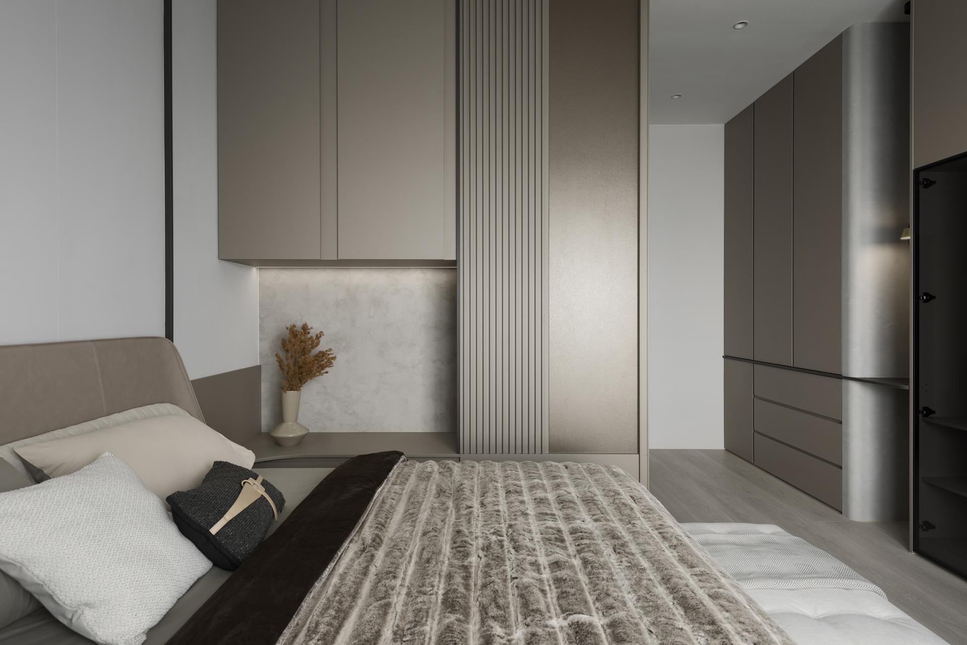 London Design Awards Winner - Steel and Velvet