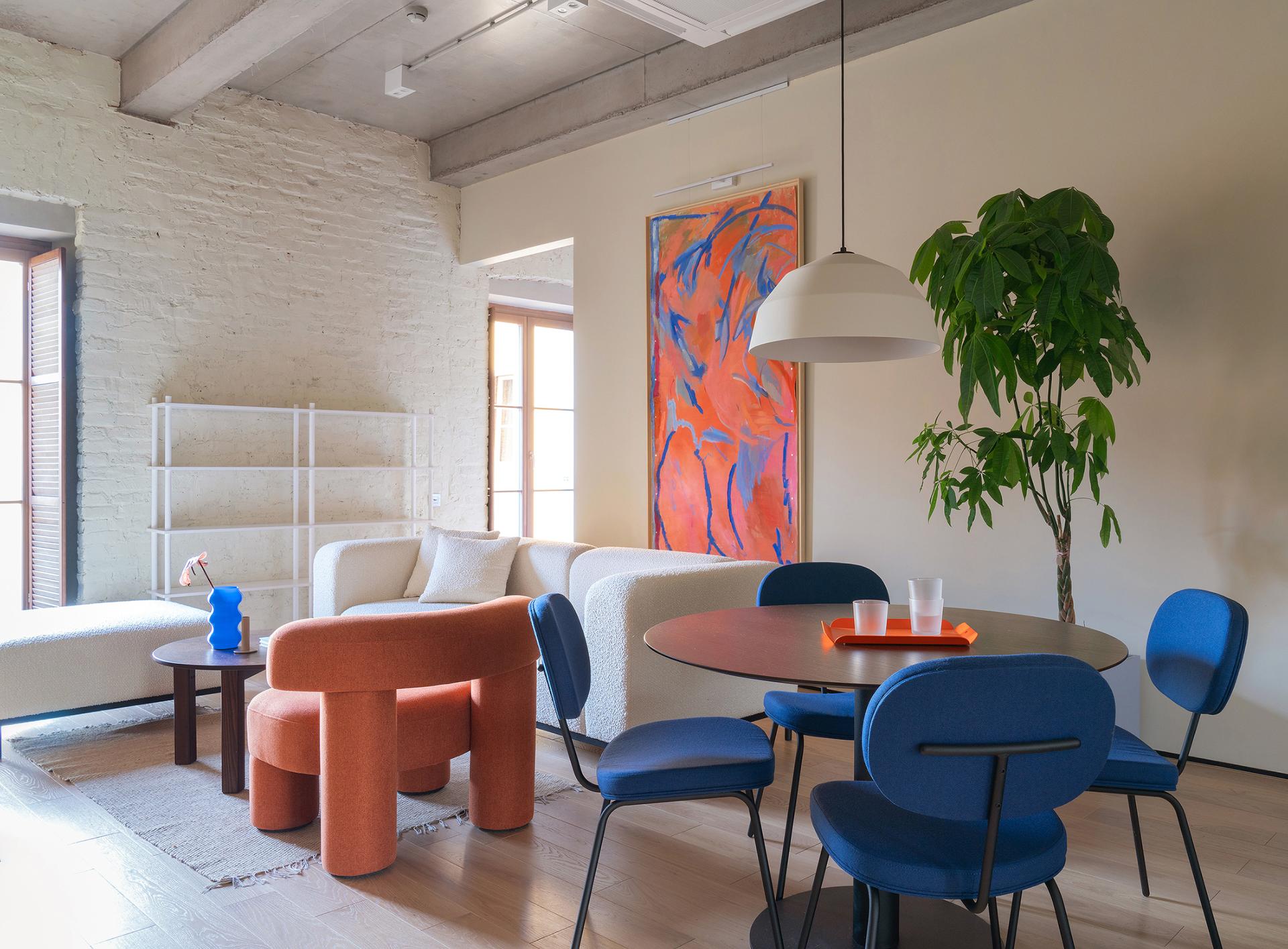 London Design Awards Winner - HIDEOUT HOTEL