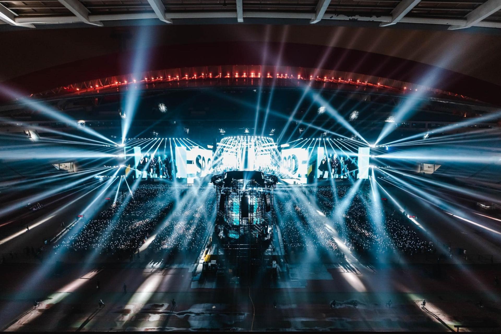 London Design Awards Winner - ASMR Max World Tour