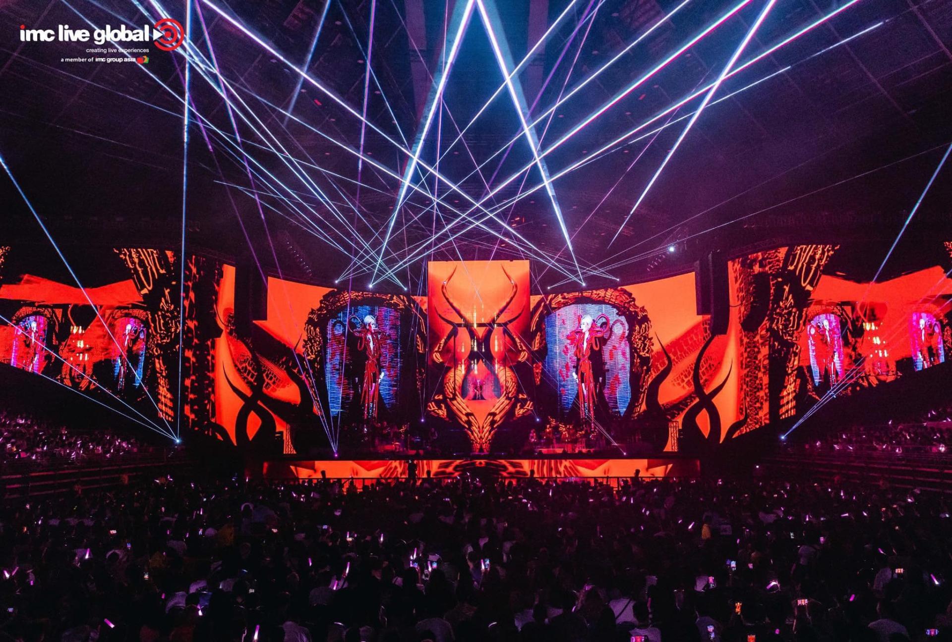 London Design Awards Winner - ASMR Max World Tour