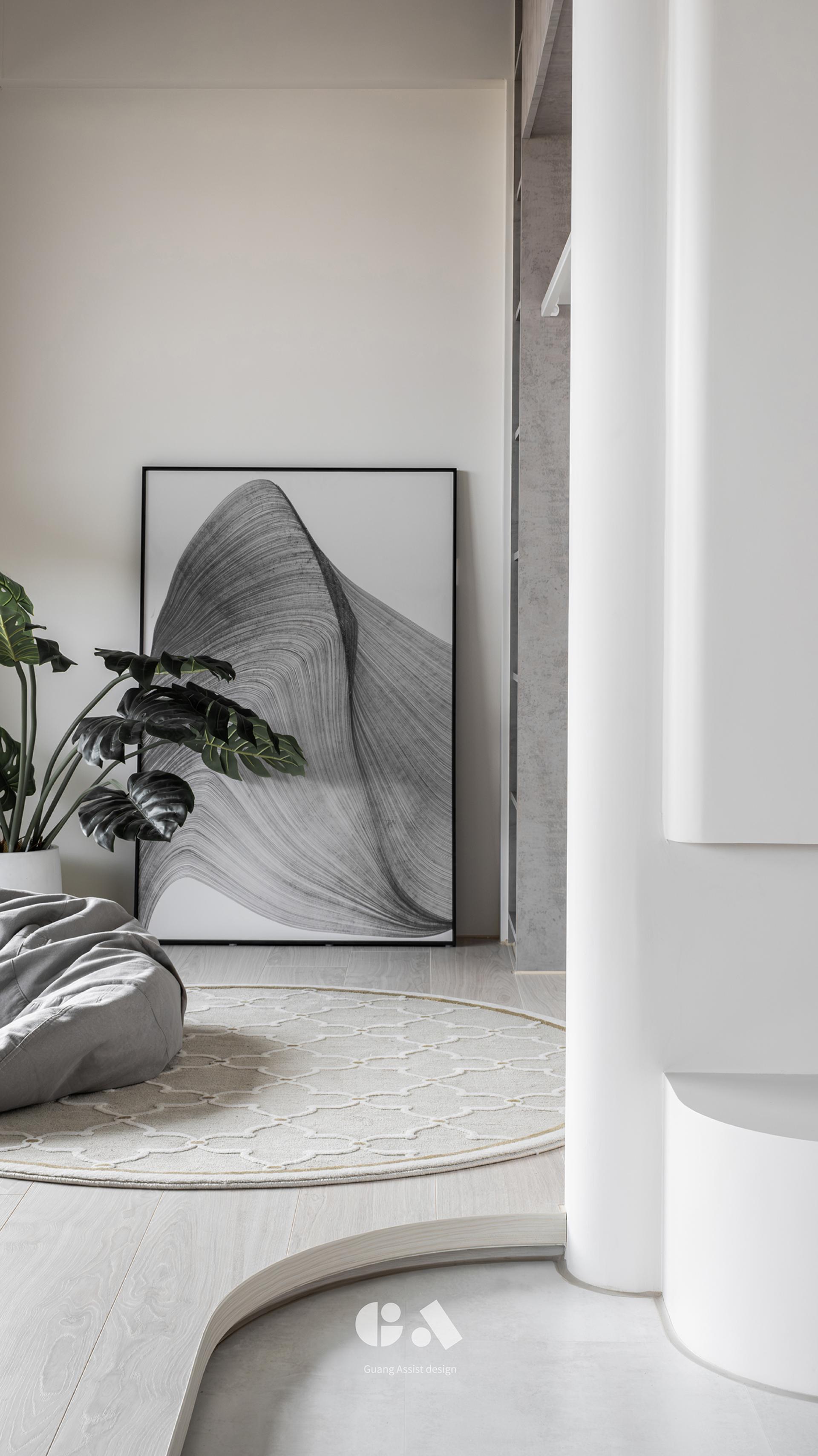 London Design Awards Winner - Frozen Moon