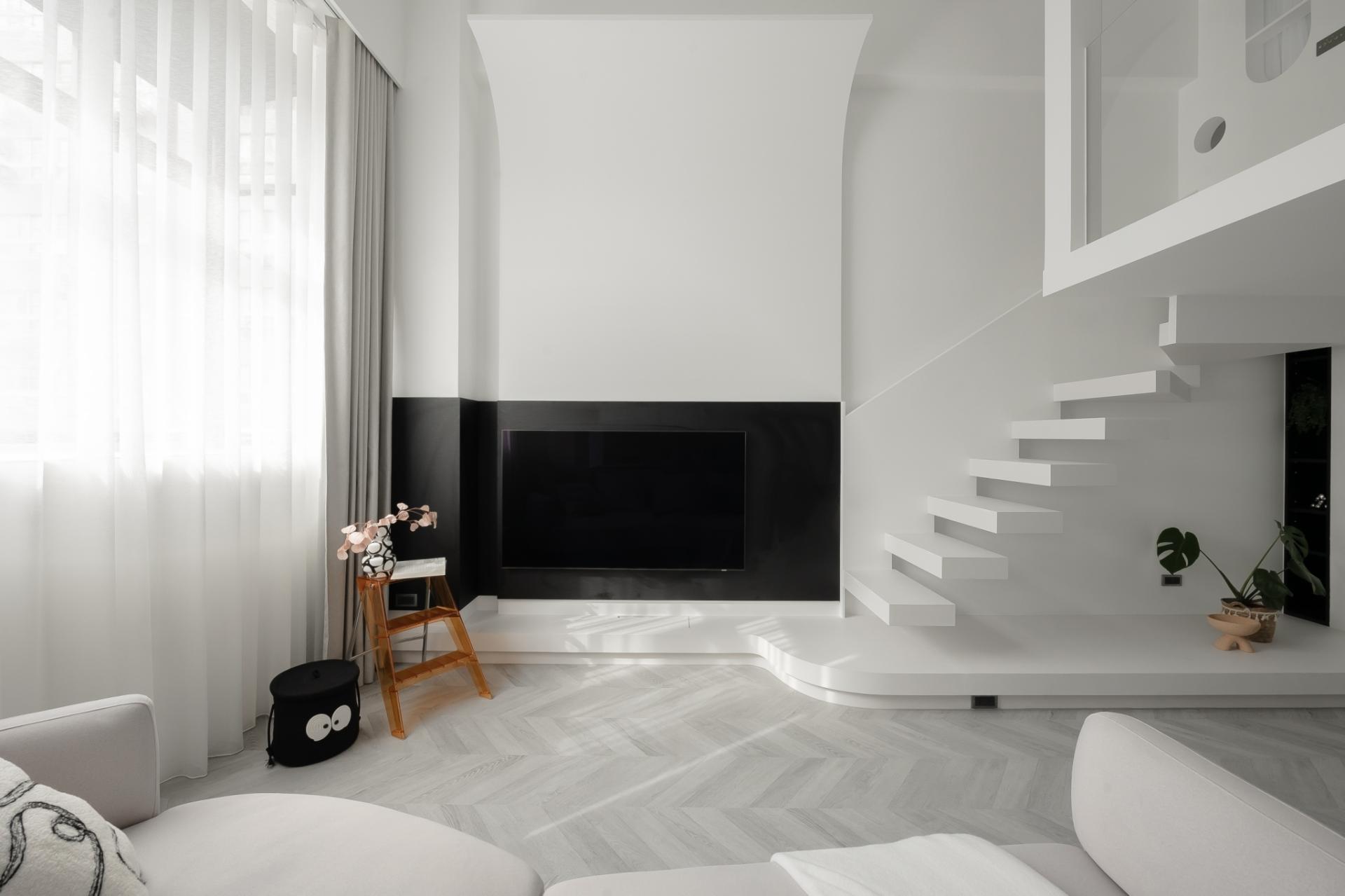 London Design Awards Winner - Piano Box