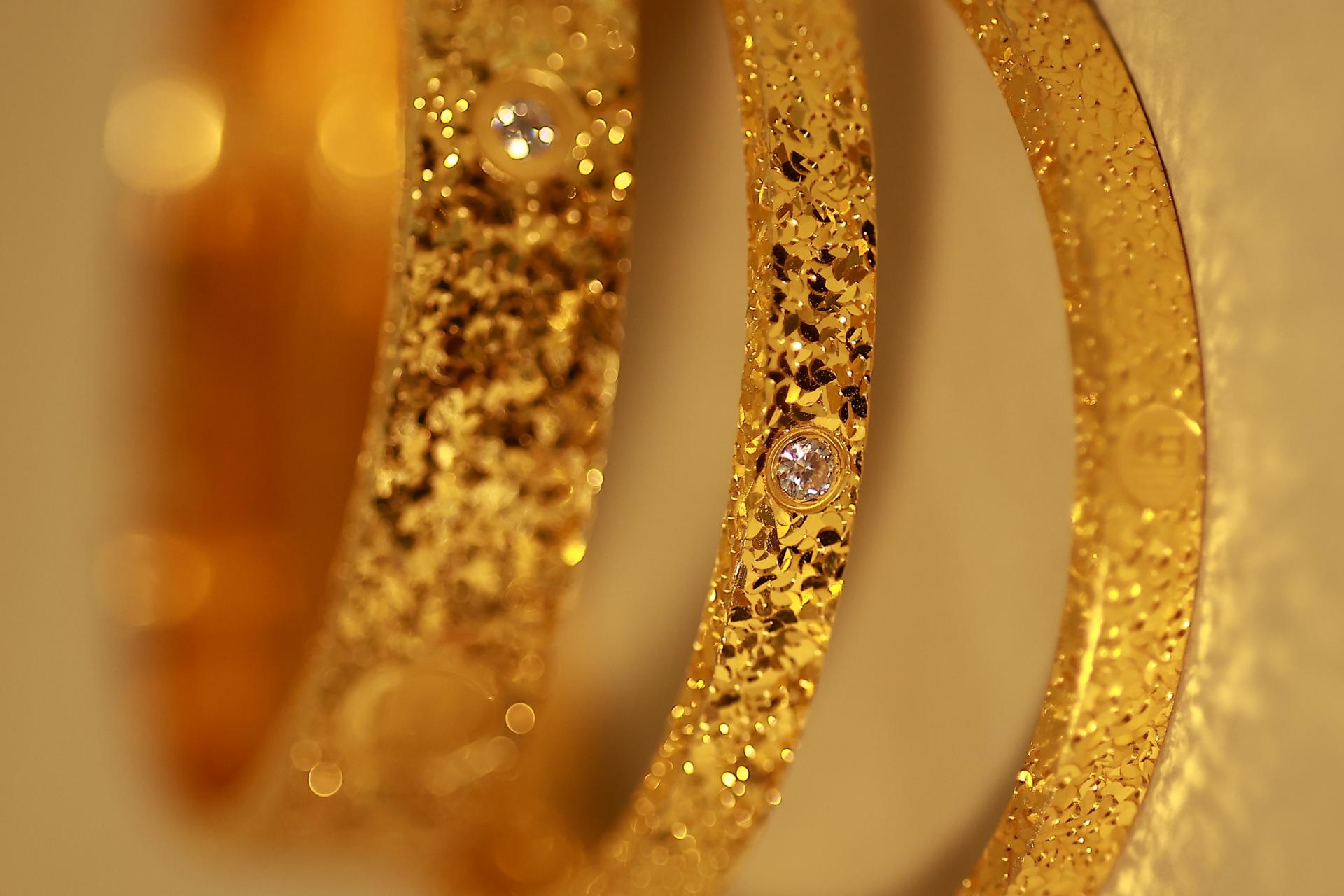 London Design Awards Winner - JIN LIN WANG QI LIN HUI SHOU