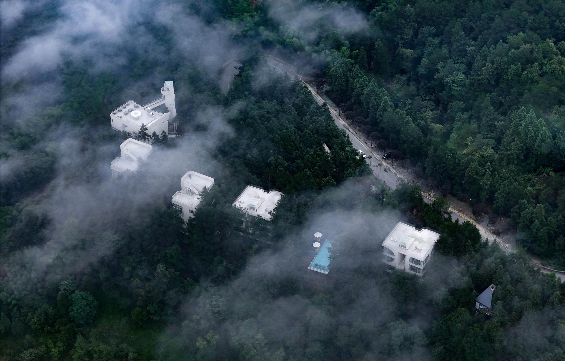 London Design Awards Winner - Xanadu Chongchongshan