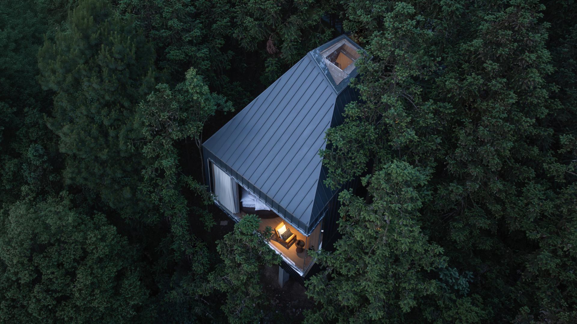London Design Awards Winner - Xanadu Chongchongshan