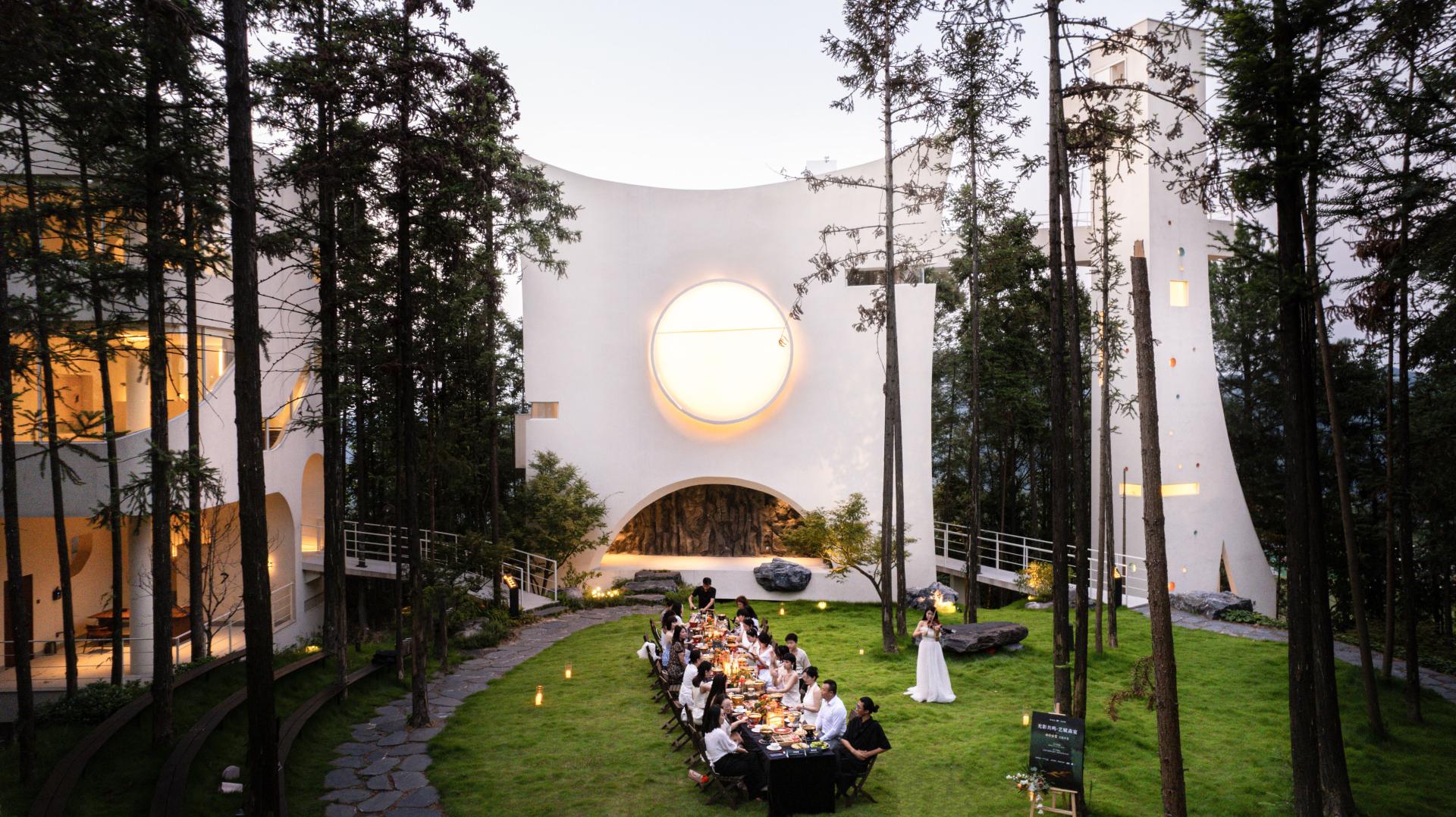 London Design Awards Winner - Xanadu Chongchongshan