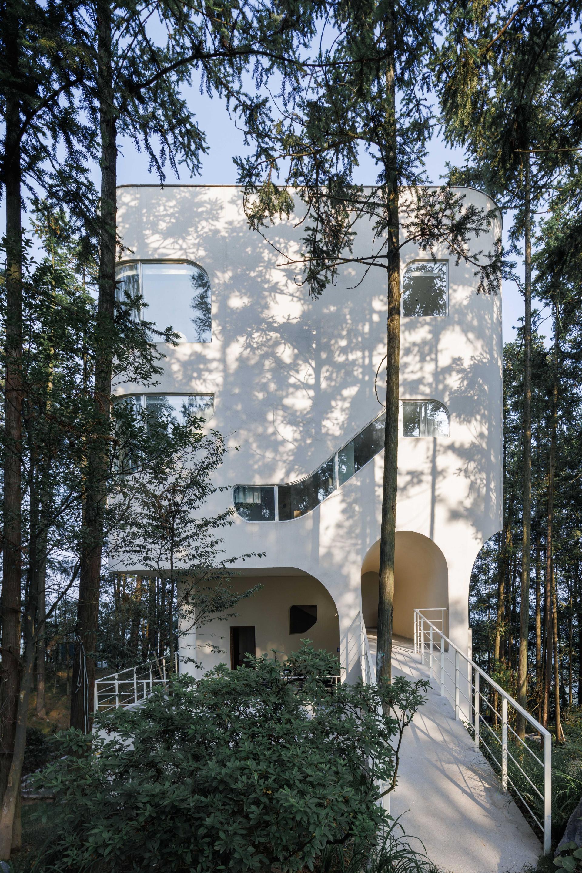 London Design Awards Winner - Xanadu Chongchongshan