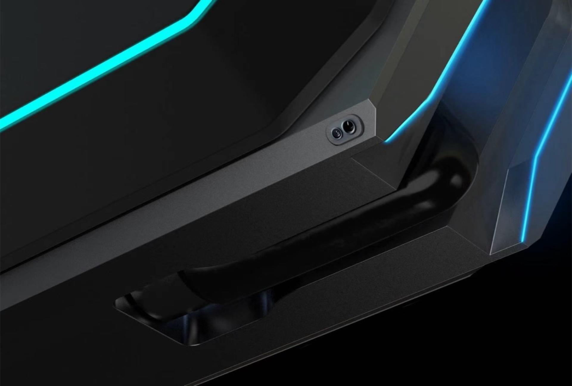 London Design Awards Winner - FluxCharger