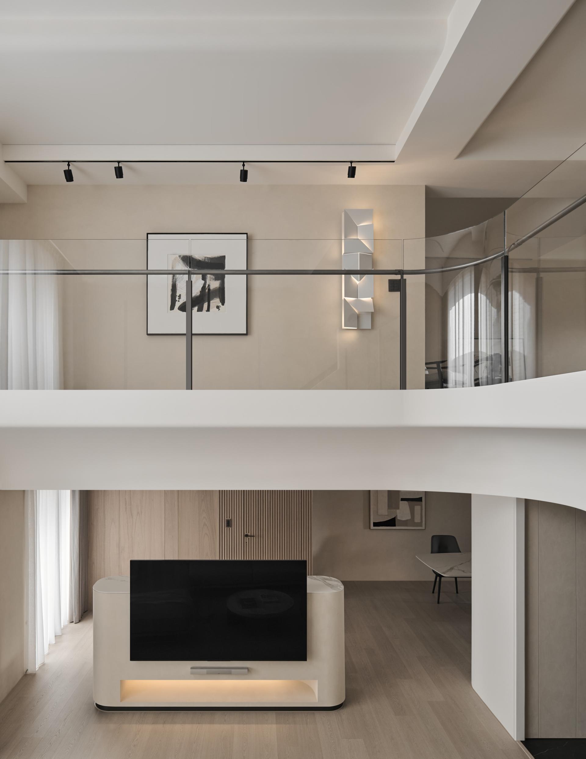London Design Awards Winner - Floating Clouds, Flowing Waters