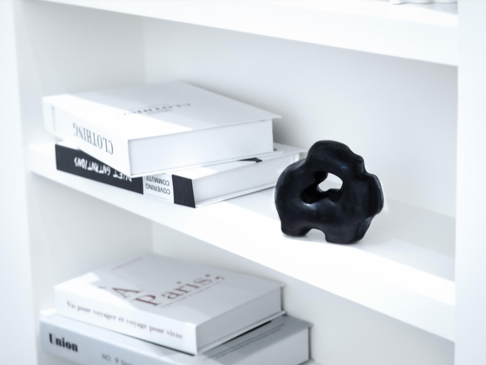 London Design Awards Winner - 墨，需有 WE NEED MORE
