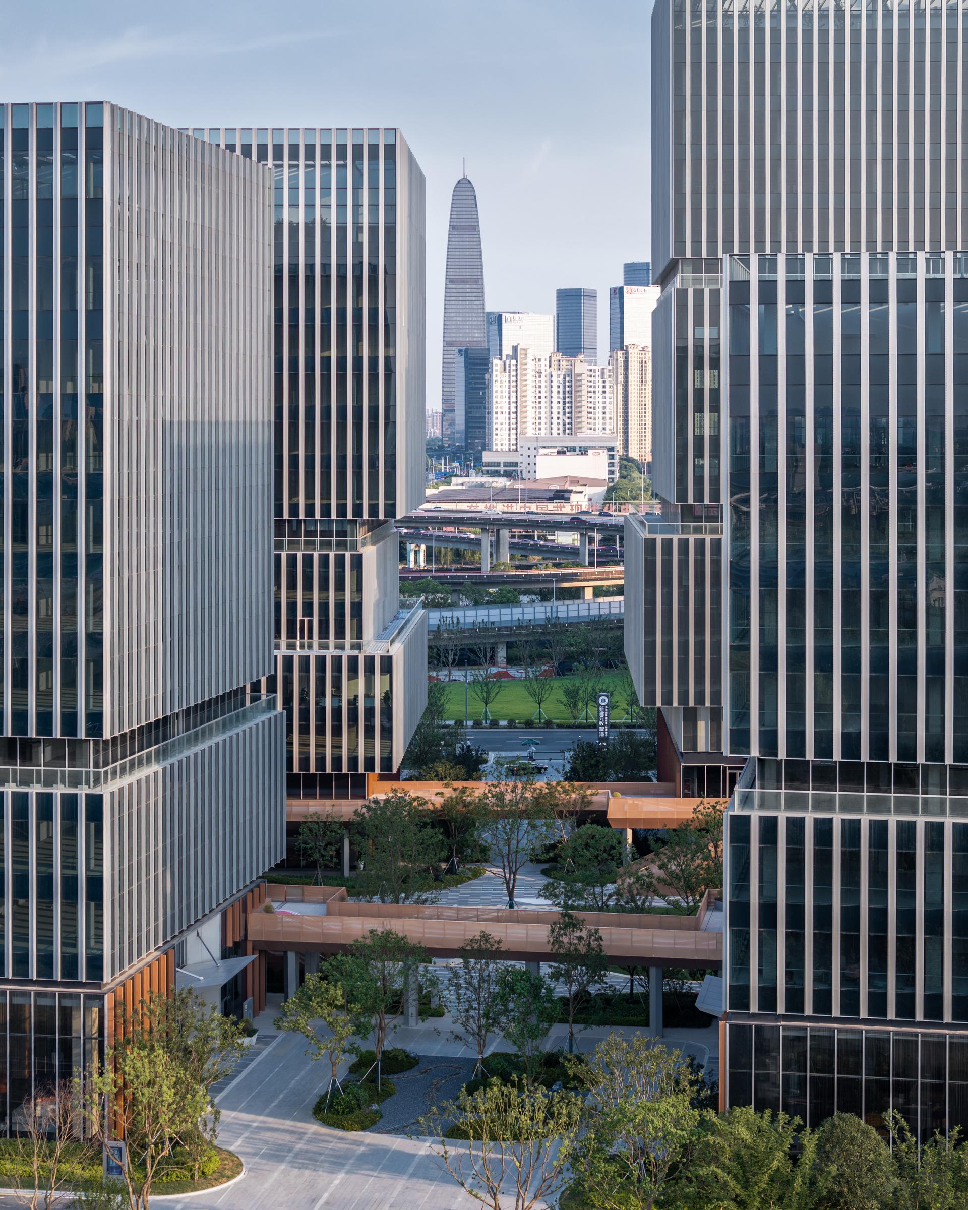 London Design Awards Winner - SUNGENT I-CENTER
