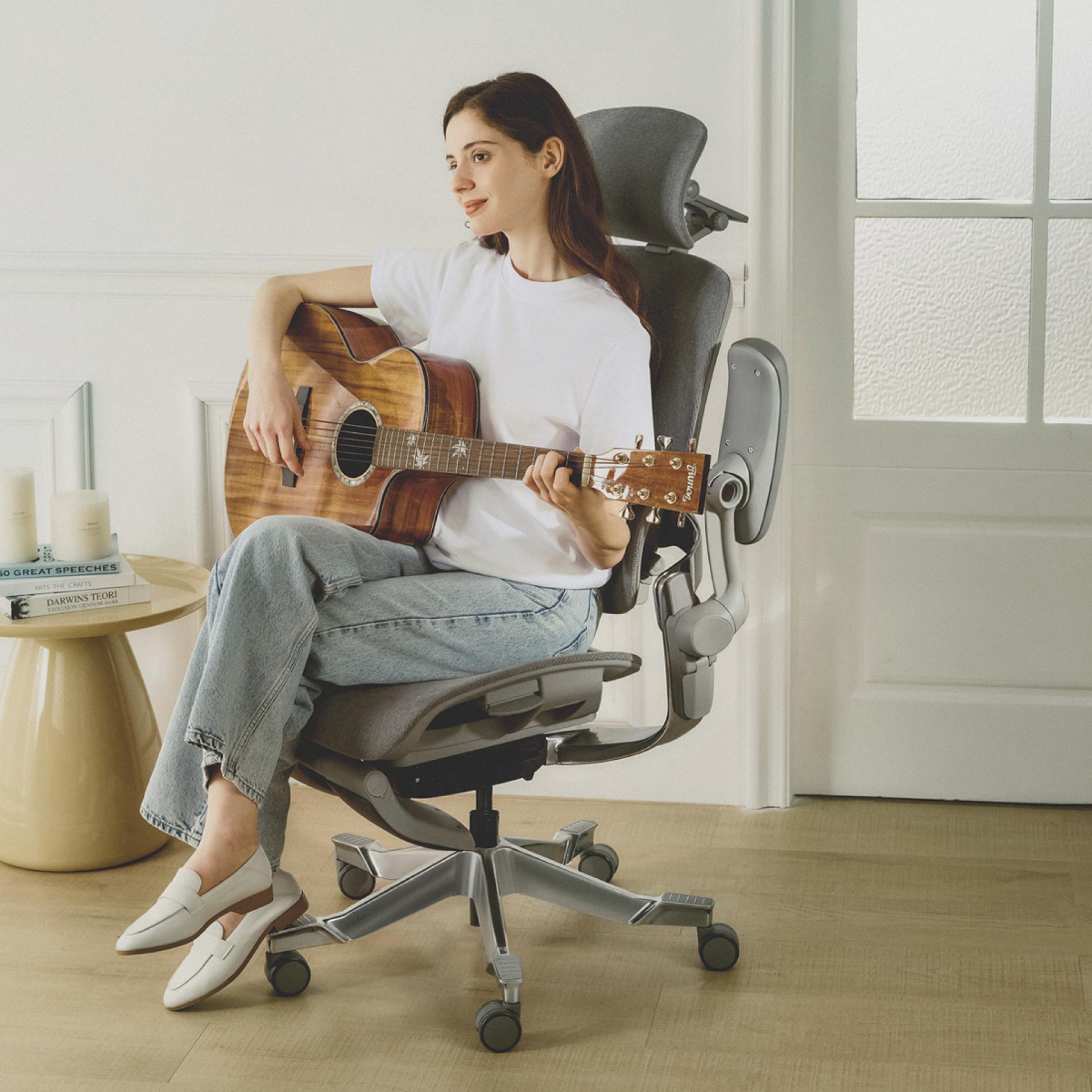 London Design Awards Winner - Hinomi H2 Pro Ergonomic Office Chair