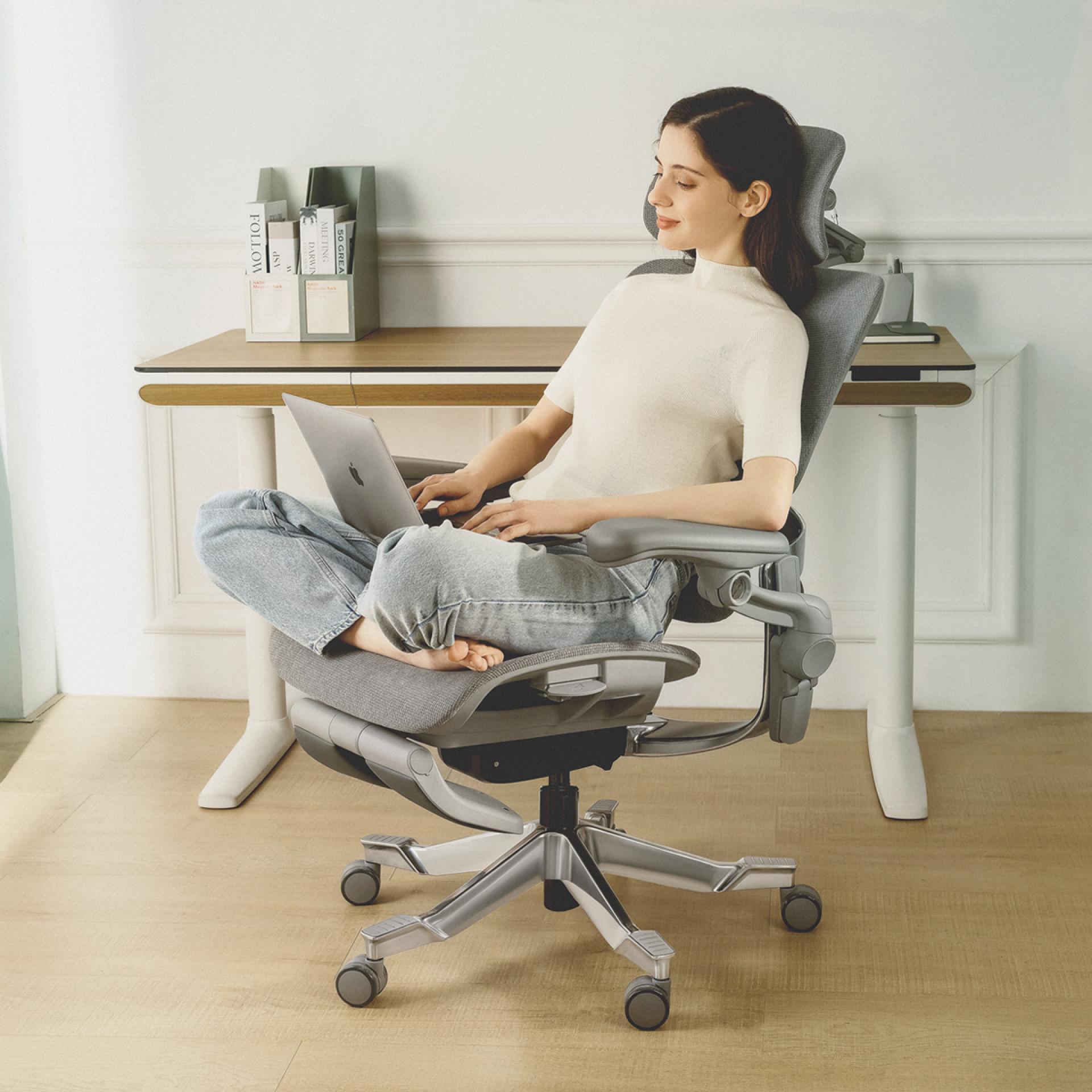 London Design Awards Winner - Hinomi H2 Pro Ergonomic Office Chair