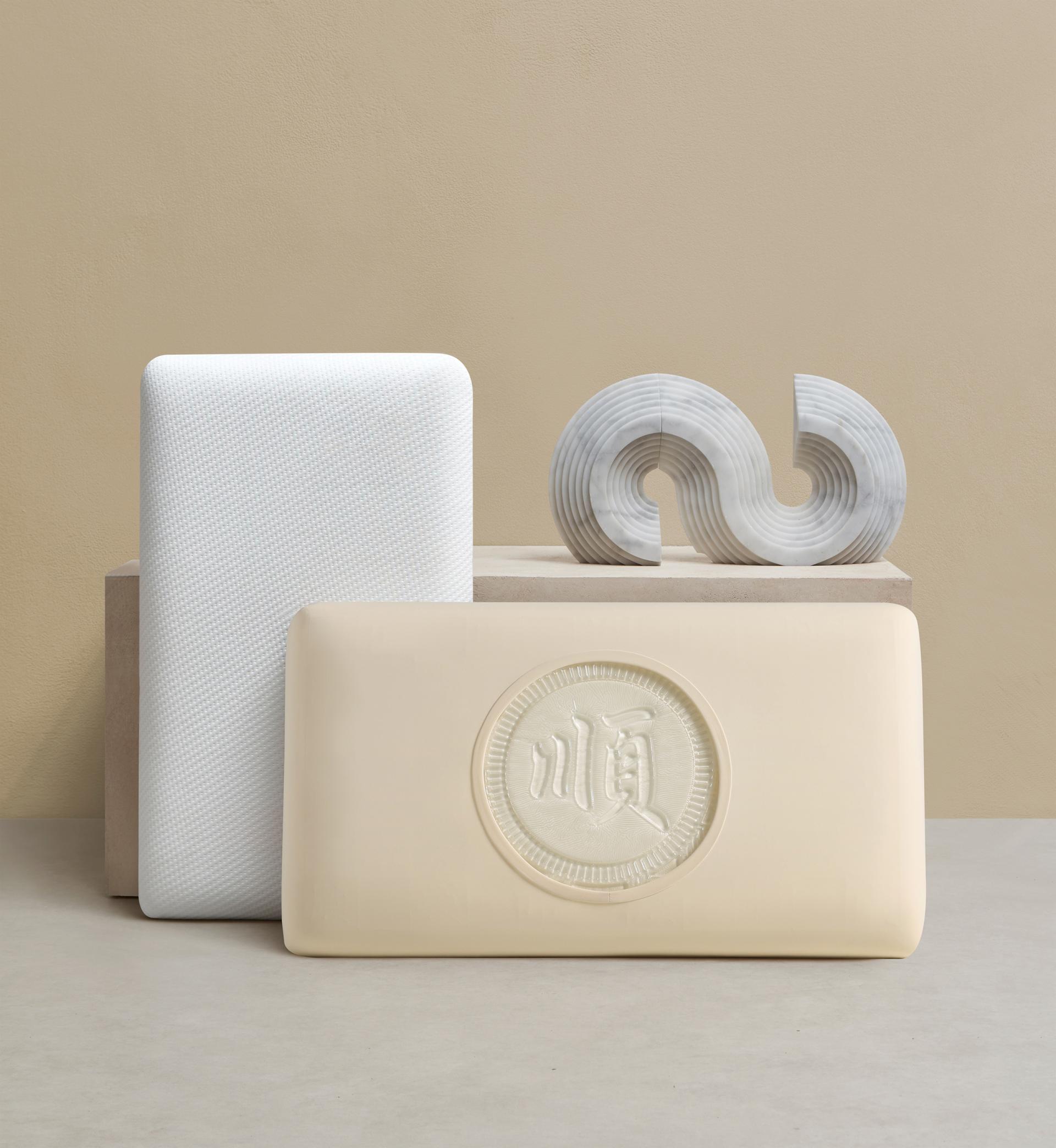 London Design Awards Winner - Better and Better Series Gel Pillow