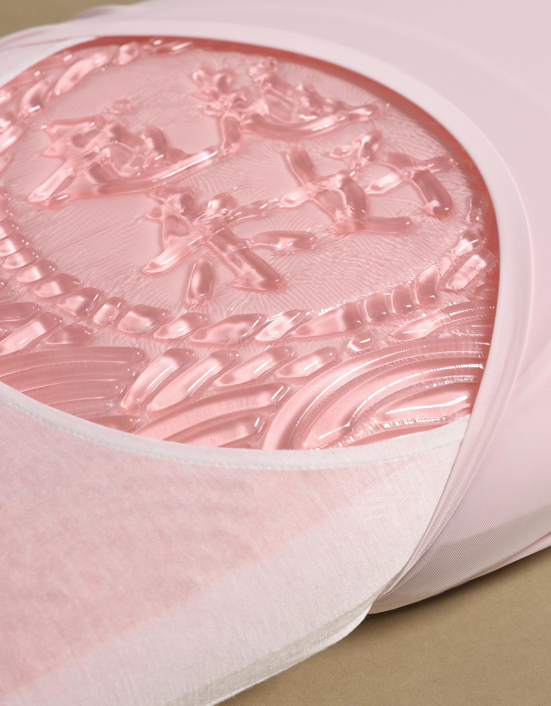 London Design Awards Winner - Better and Better Series Gel Pillow