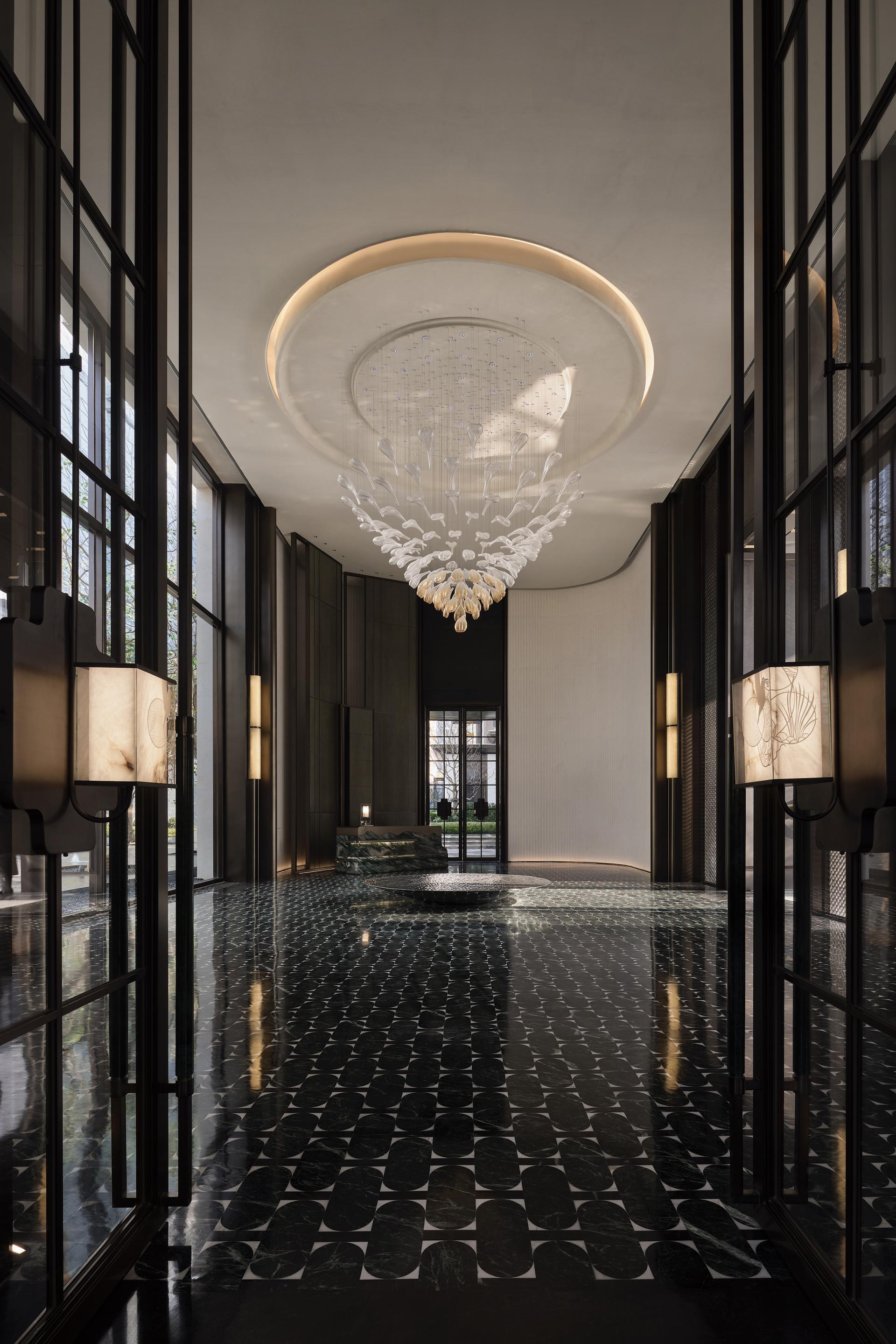 London Design Awards Winner - TAN GIM Club