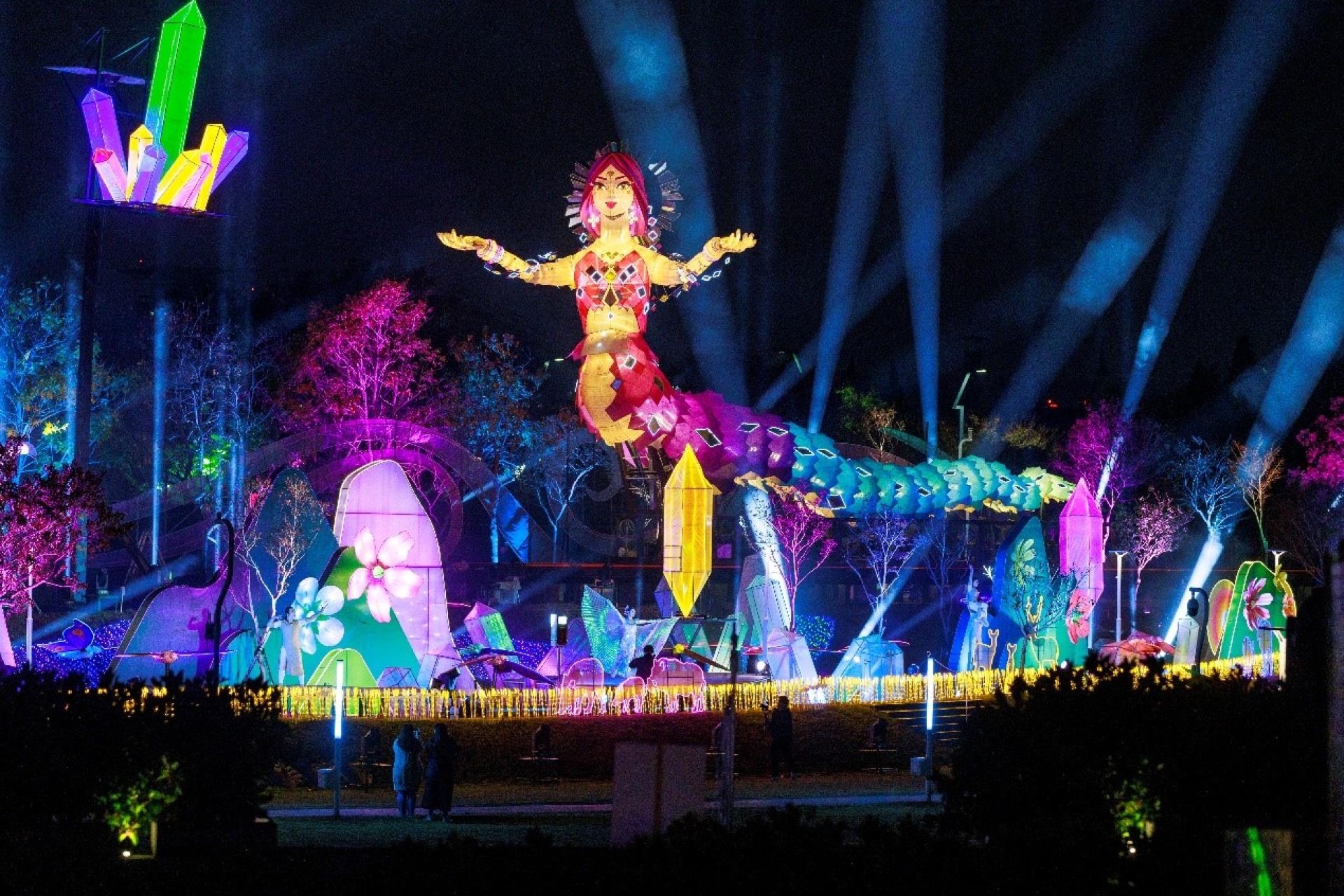 London Design Awards Winner - 2025 Central Taiwan Lantern Festival “Shining Taichung” 