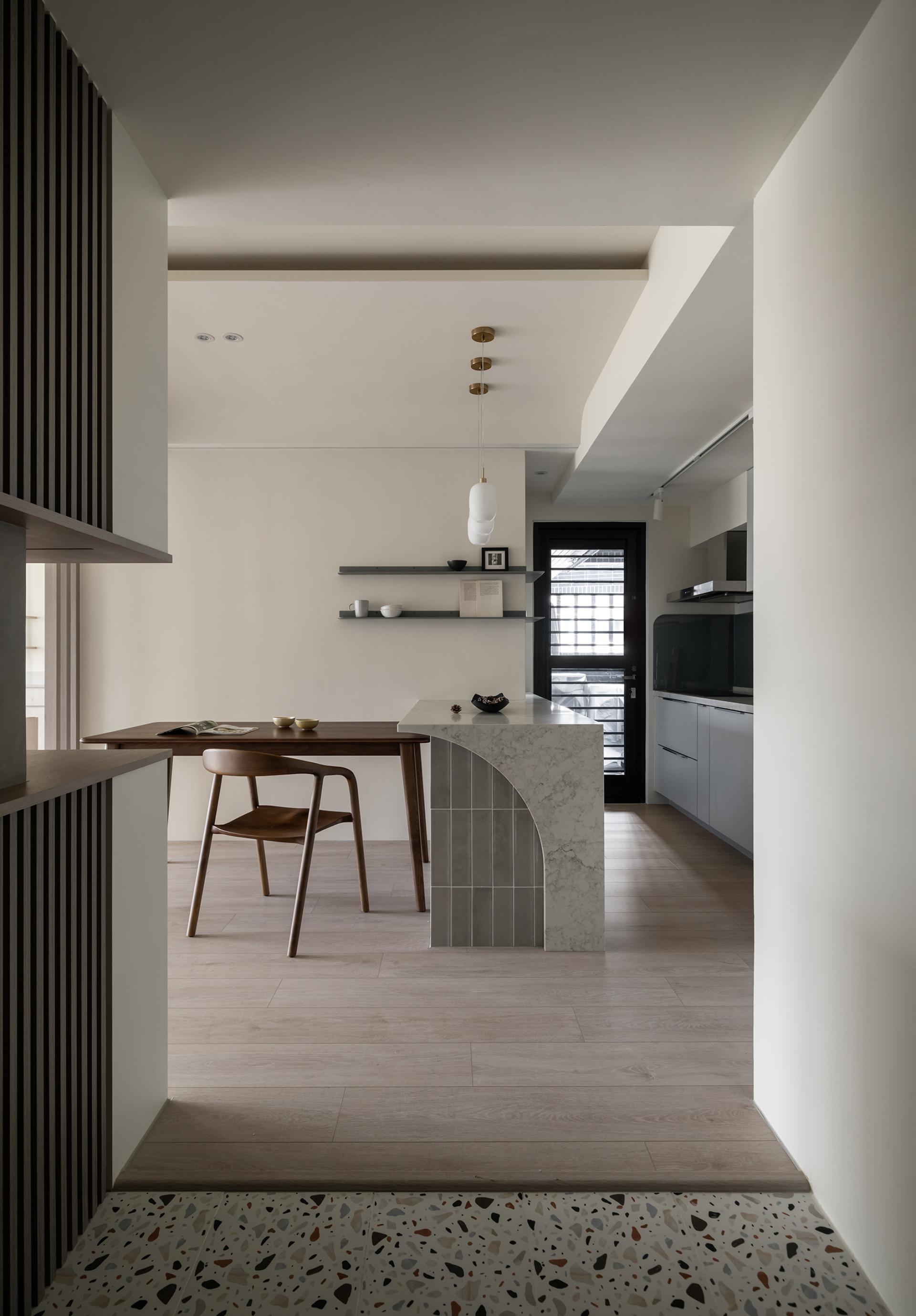 London Design Awards Winner - Arc Light