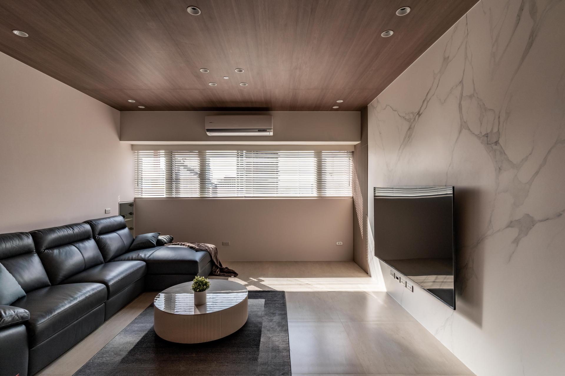 London Design Awards Winner - Modern Minimalist Luxury Home Design