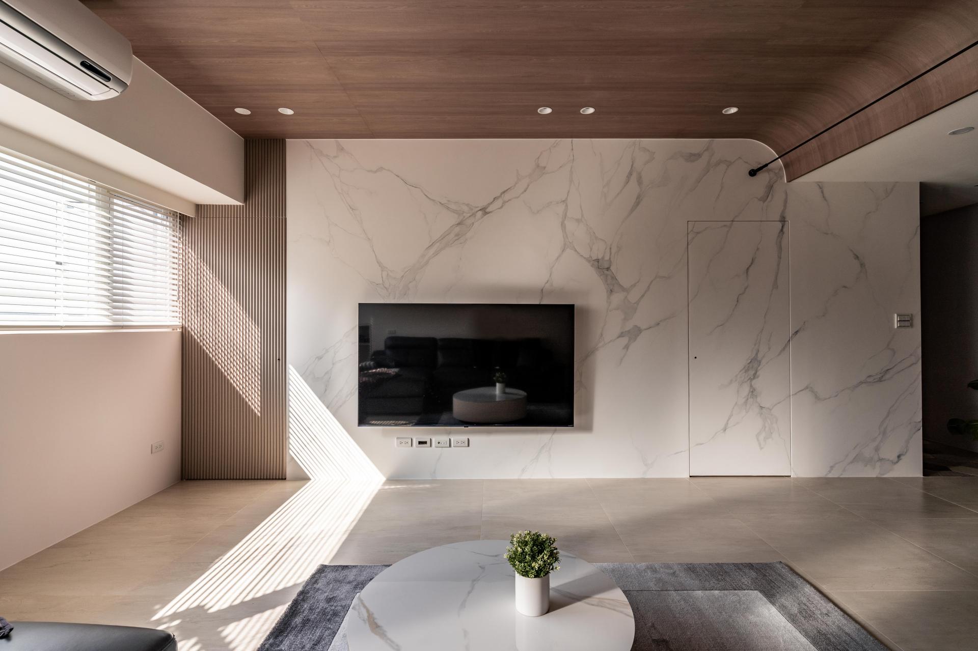 London Design Awards Winner - Modern Minimalist Luxury Home Design