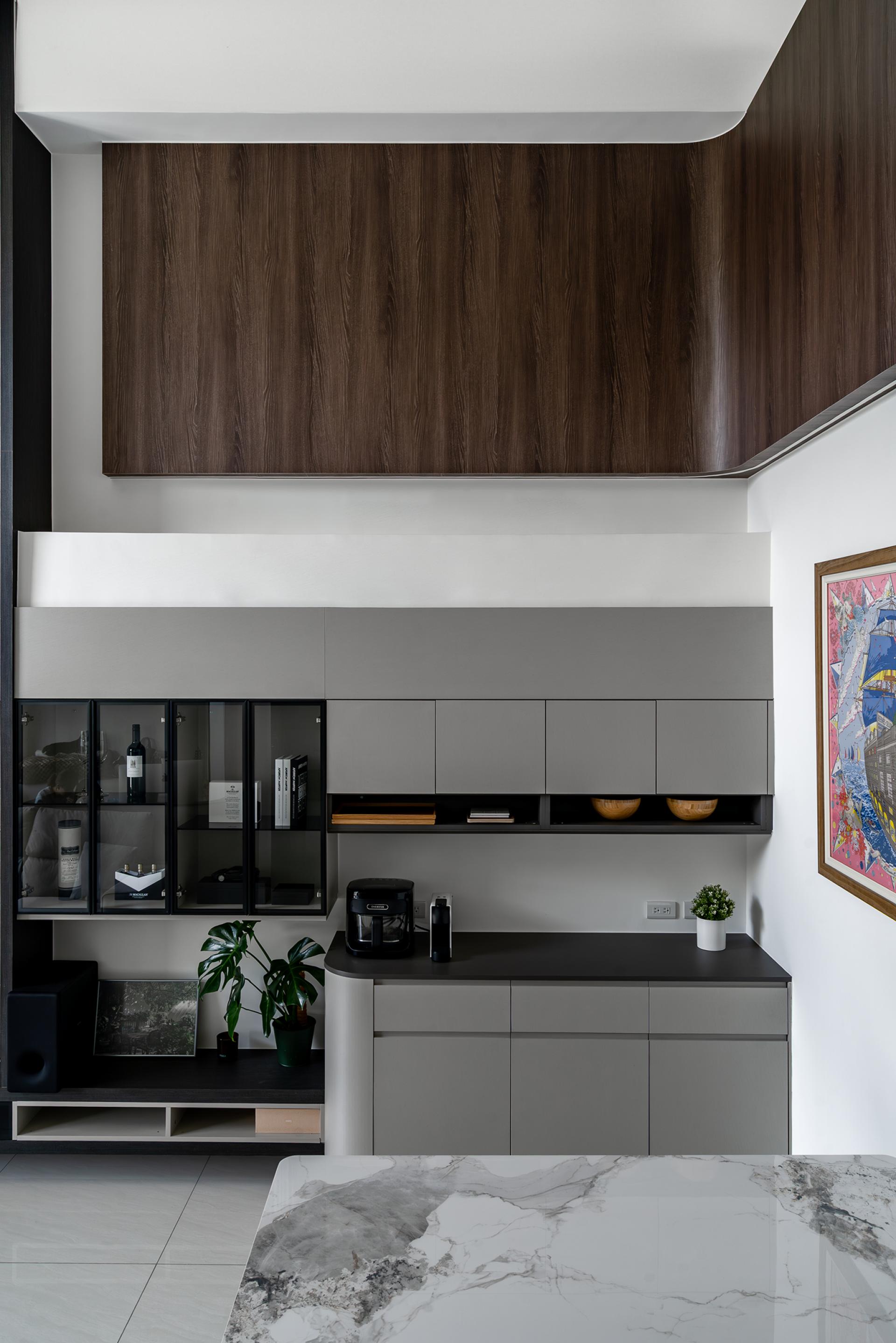 London Design Awards Winner - 灰白層次/Gray-White Layers