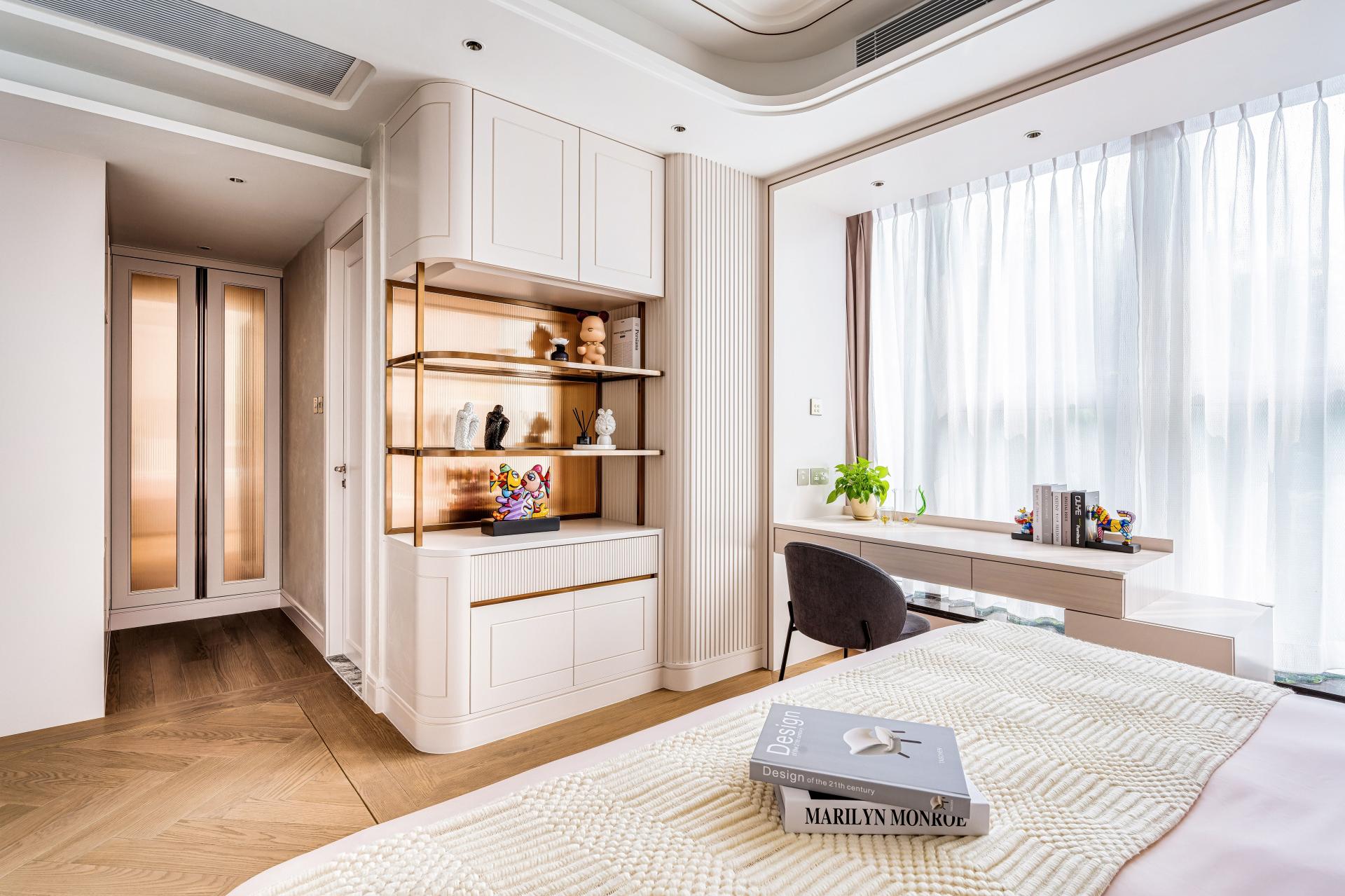 London Design Awards Winner - Timeless Poetry of Light Luxury