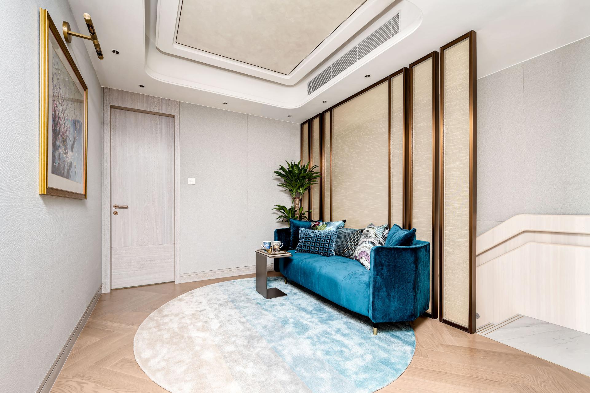 London Design Awards Winner - Timeless Poetry of Light Luxury