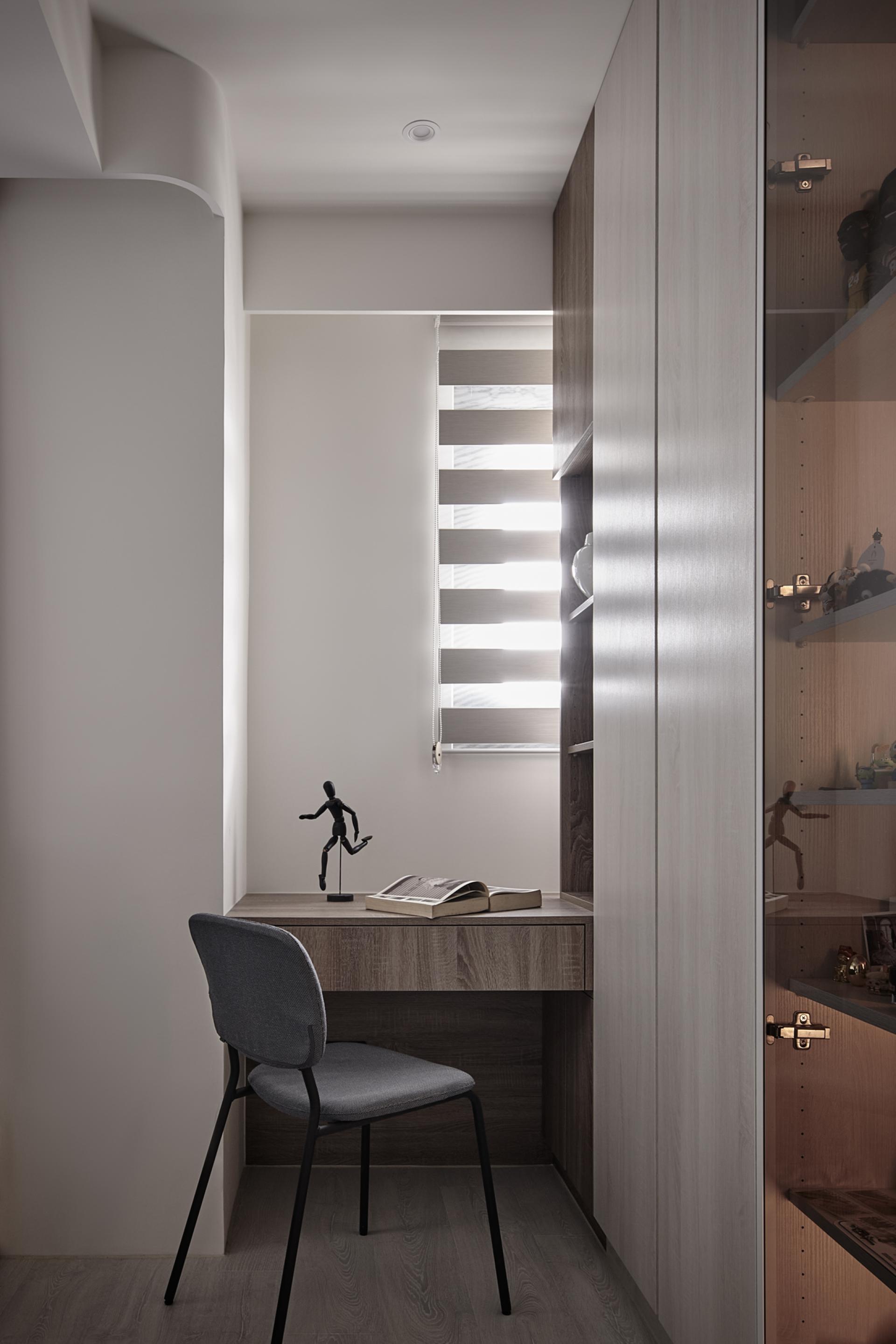 London Design Awards Winner - Layered Romance