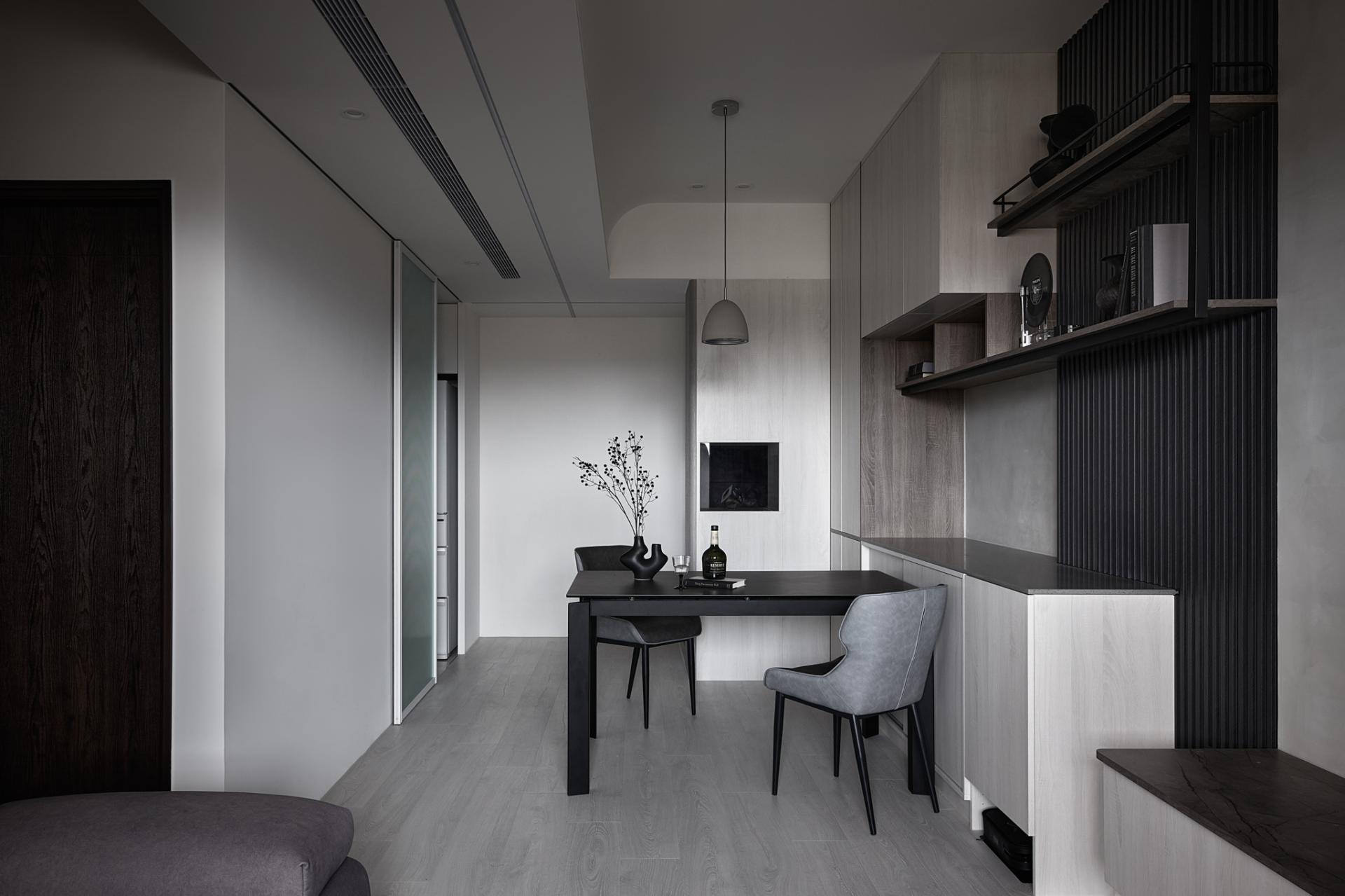 London Design Awards Winner - Layered Romance