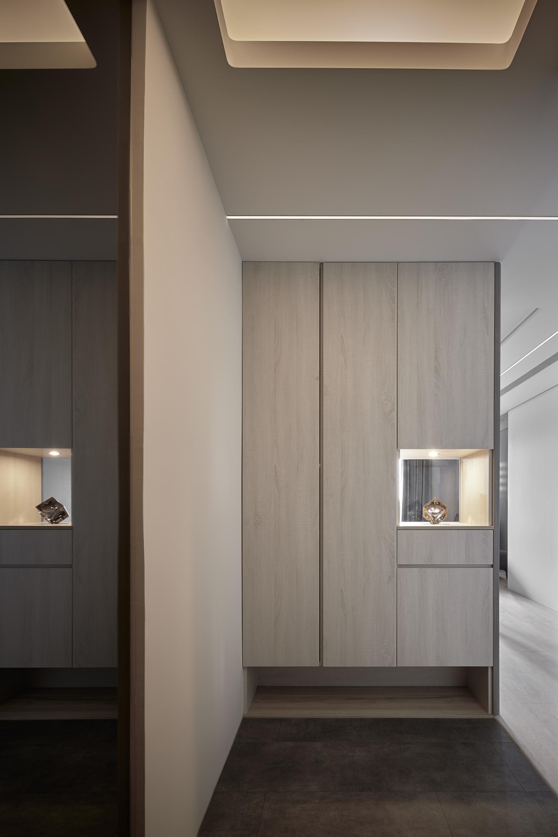 London Design Awards Winner - Layered Romance