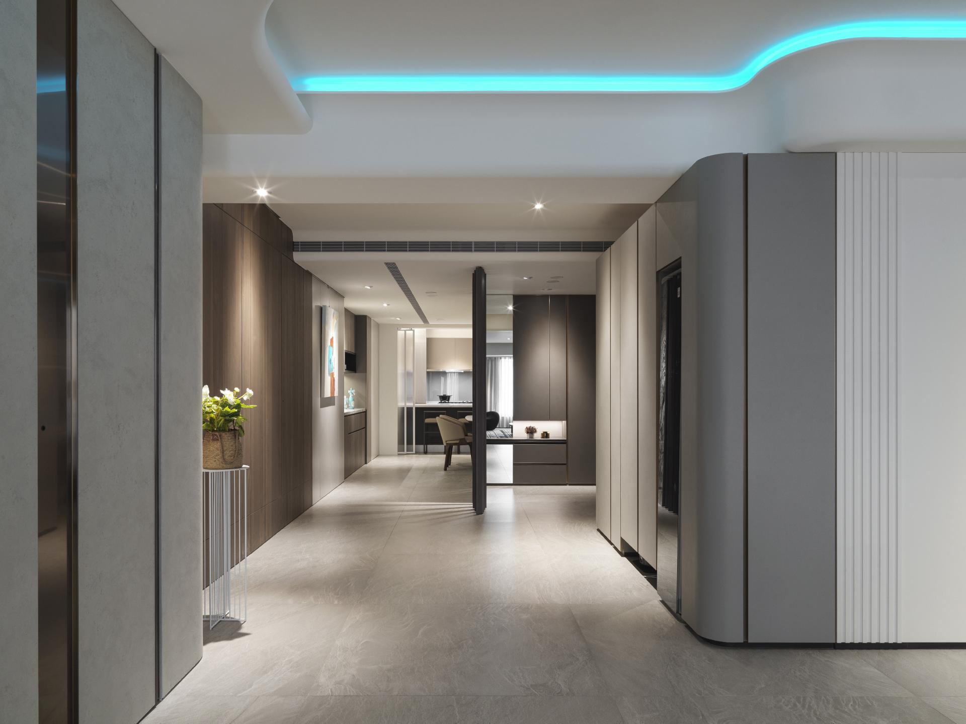 London Design Awards Winner - Essence Through Light