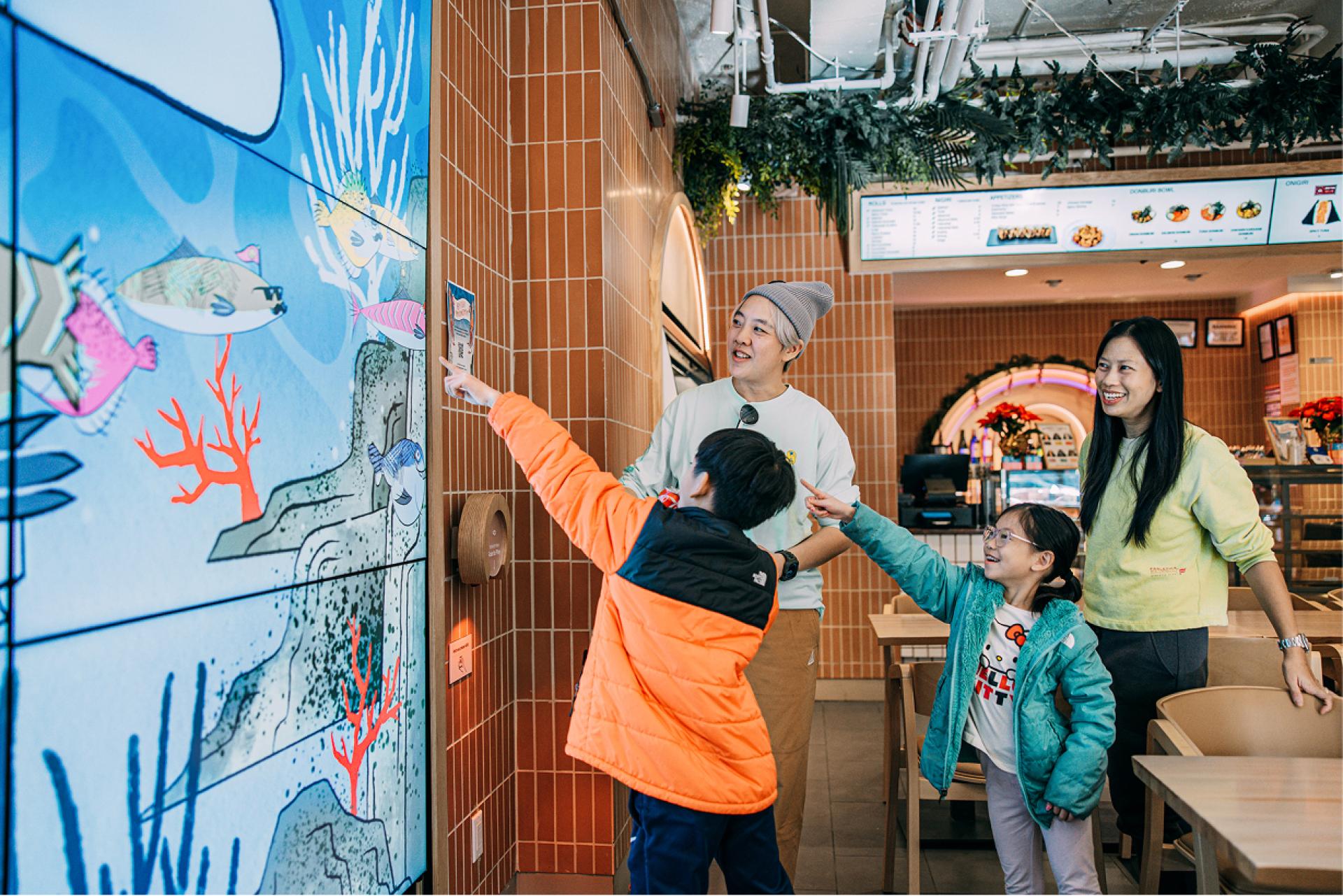 London Design Awards Winner - HEY FISH!