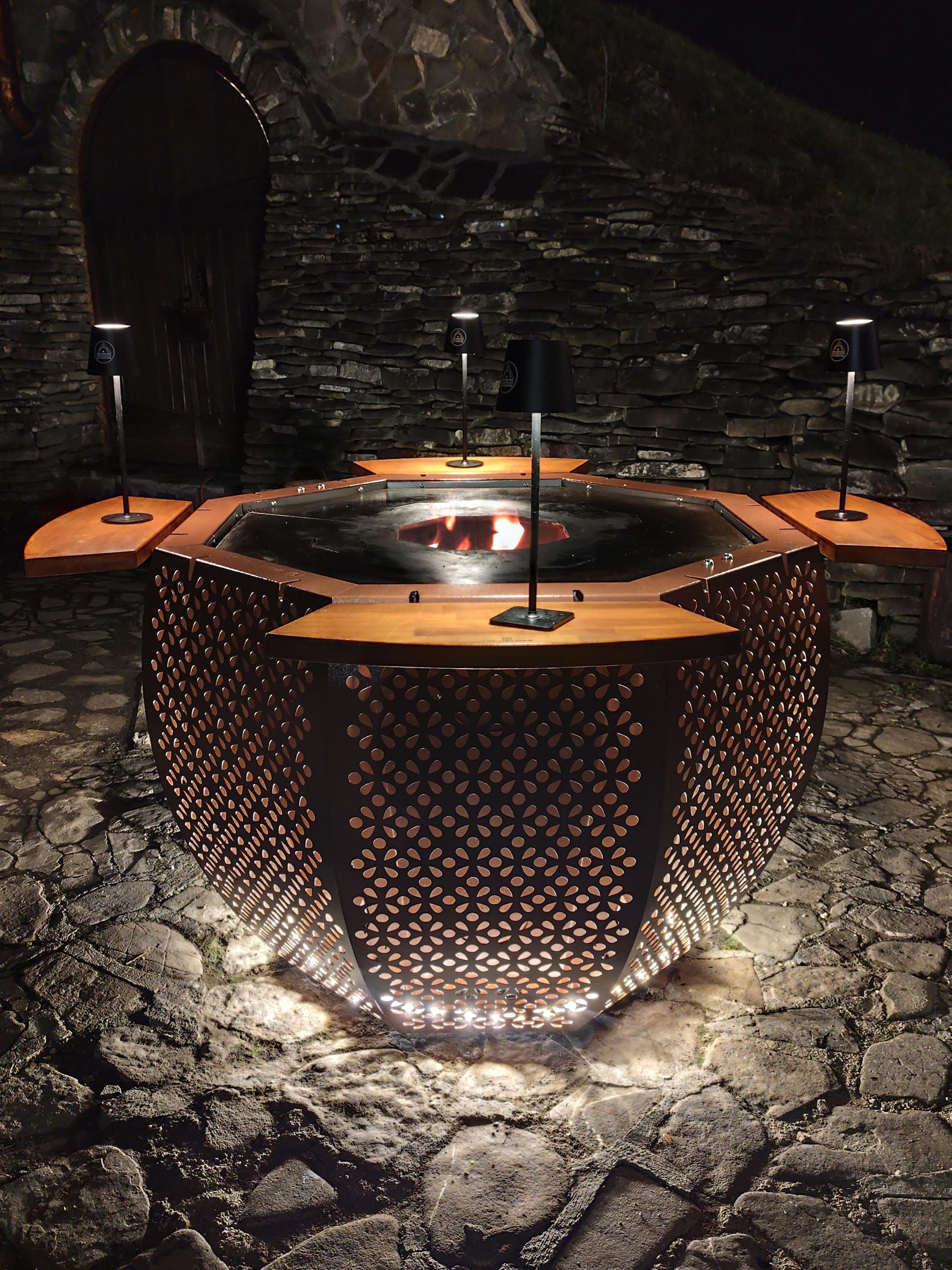 London Design Awards Winner - CRATERFLAME®-The multifunctional cooking garden furniture