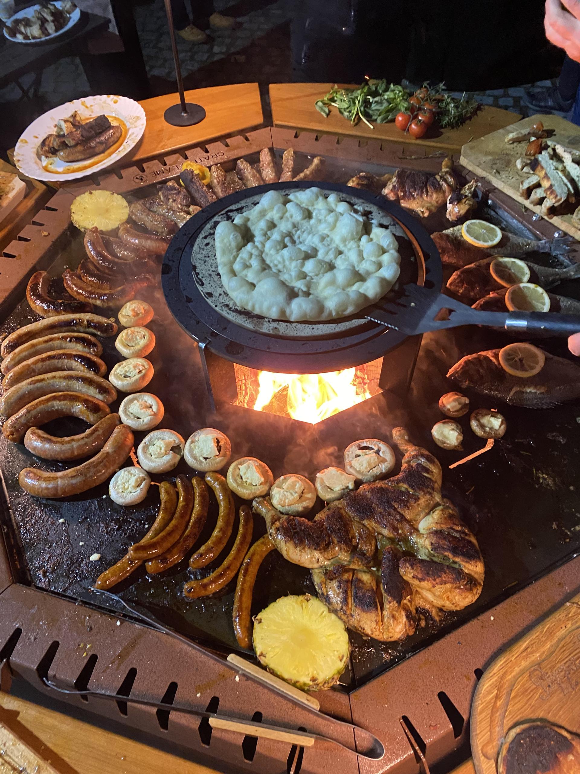 London Design Awards Winner - CRATERFLAME®-The multifunctional cooking garden furniture