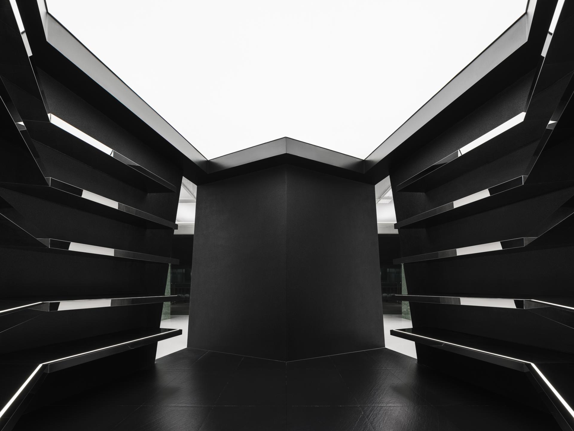 London Design Awards Winner - COSCIA Guangzhou Tower Boutique