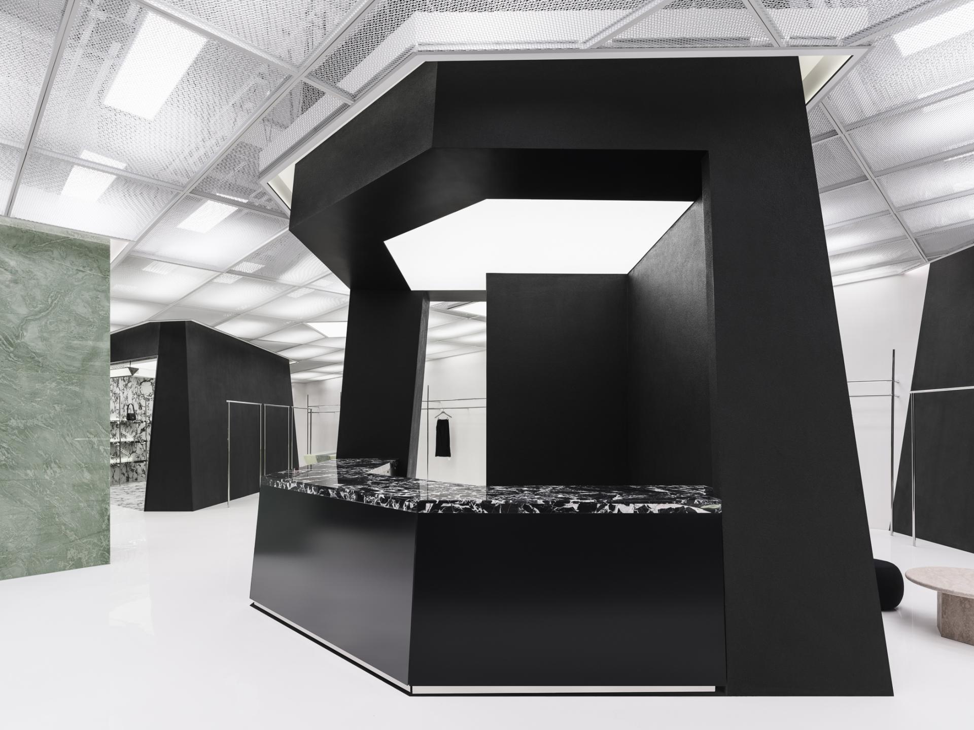 London Design Awards Winner - COSCIA Guangzhou Tower Boutique