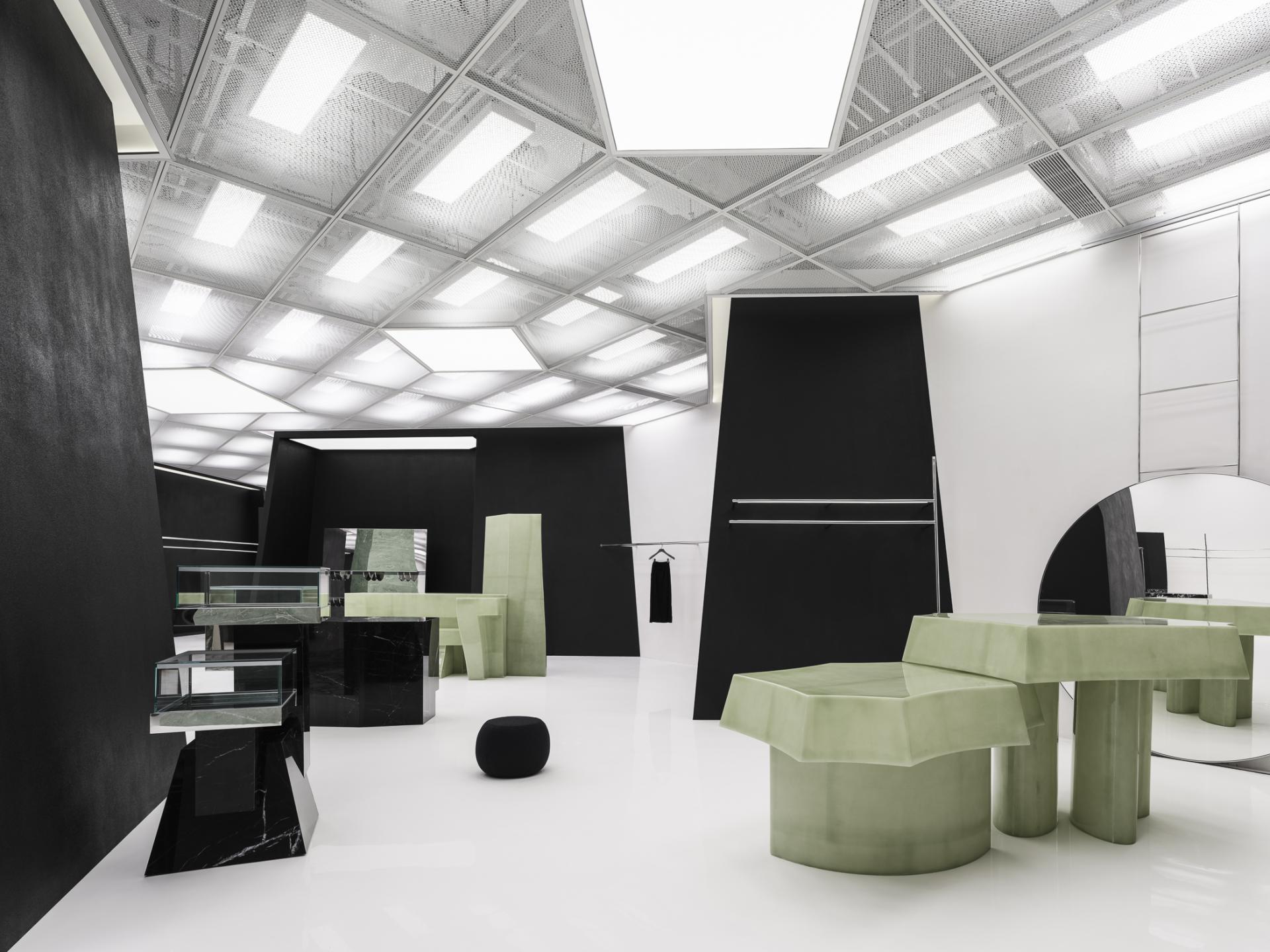 London Design Awards Winner - COSCIA Guangzhou Tower Boutique