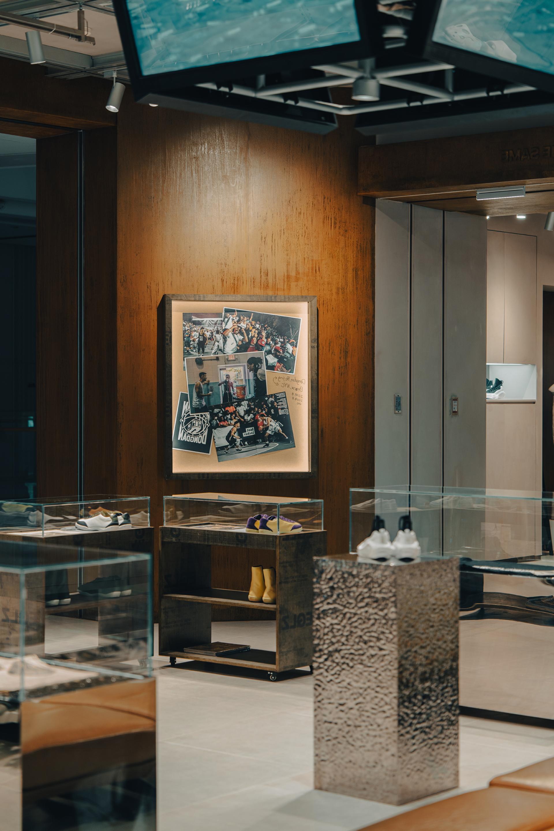 London Design Awards Winner - EQLZ Chengdu MixC Store
