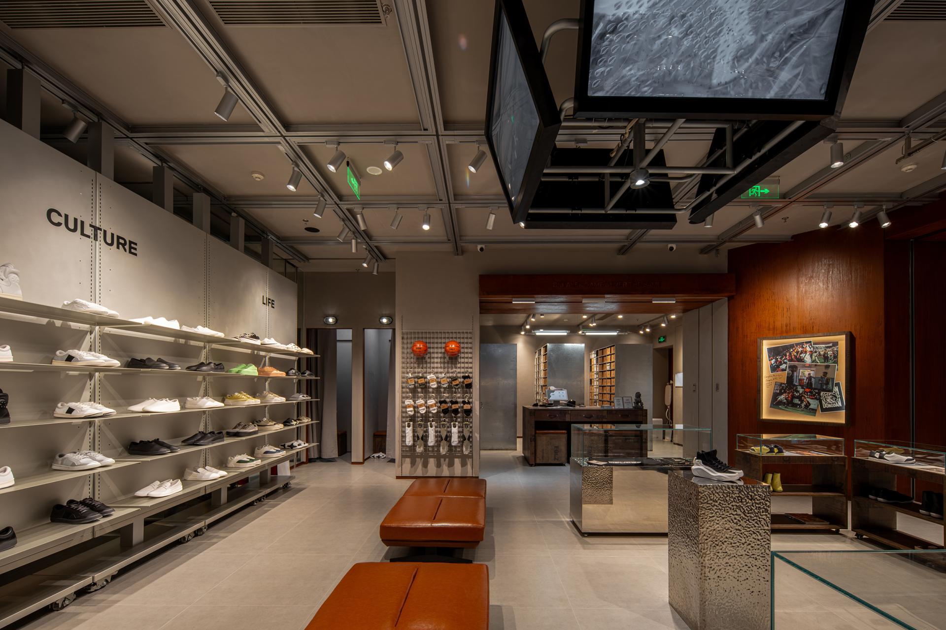 London Design Awards Winner - EQLZ Chengdu MixC Store