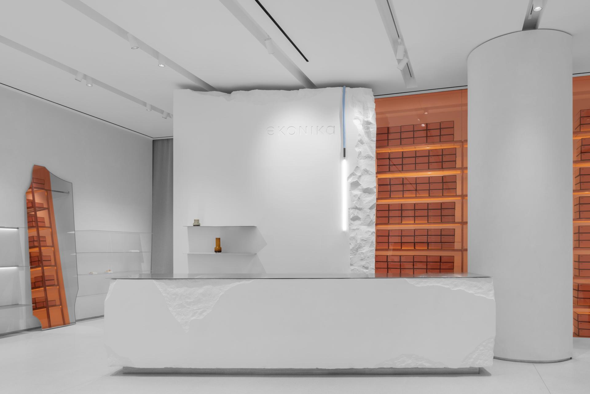 London Design Awards Winner - EKONIKA store