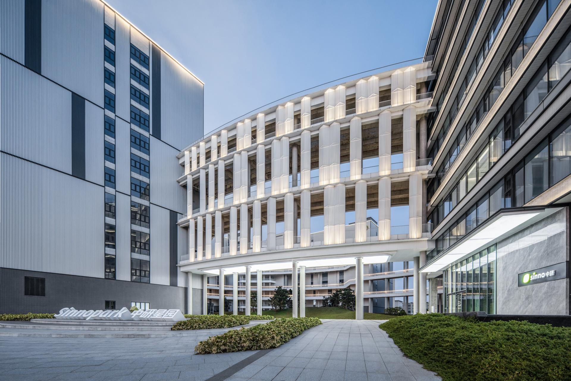 London Design Awards Winner - Sinno Park