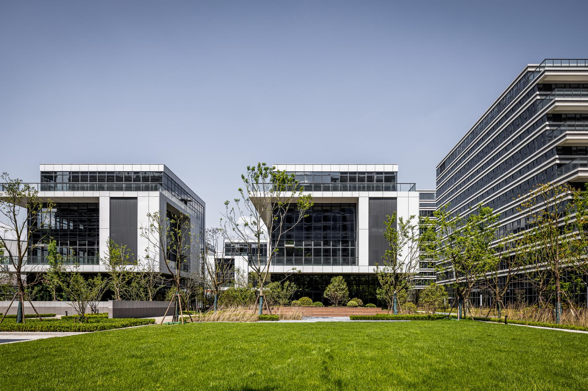 London Design Awards Winner - TIANMU MEDICINE  PORT SMALL AND MICRO VENTURE PARK
